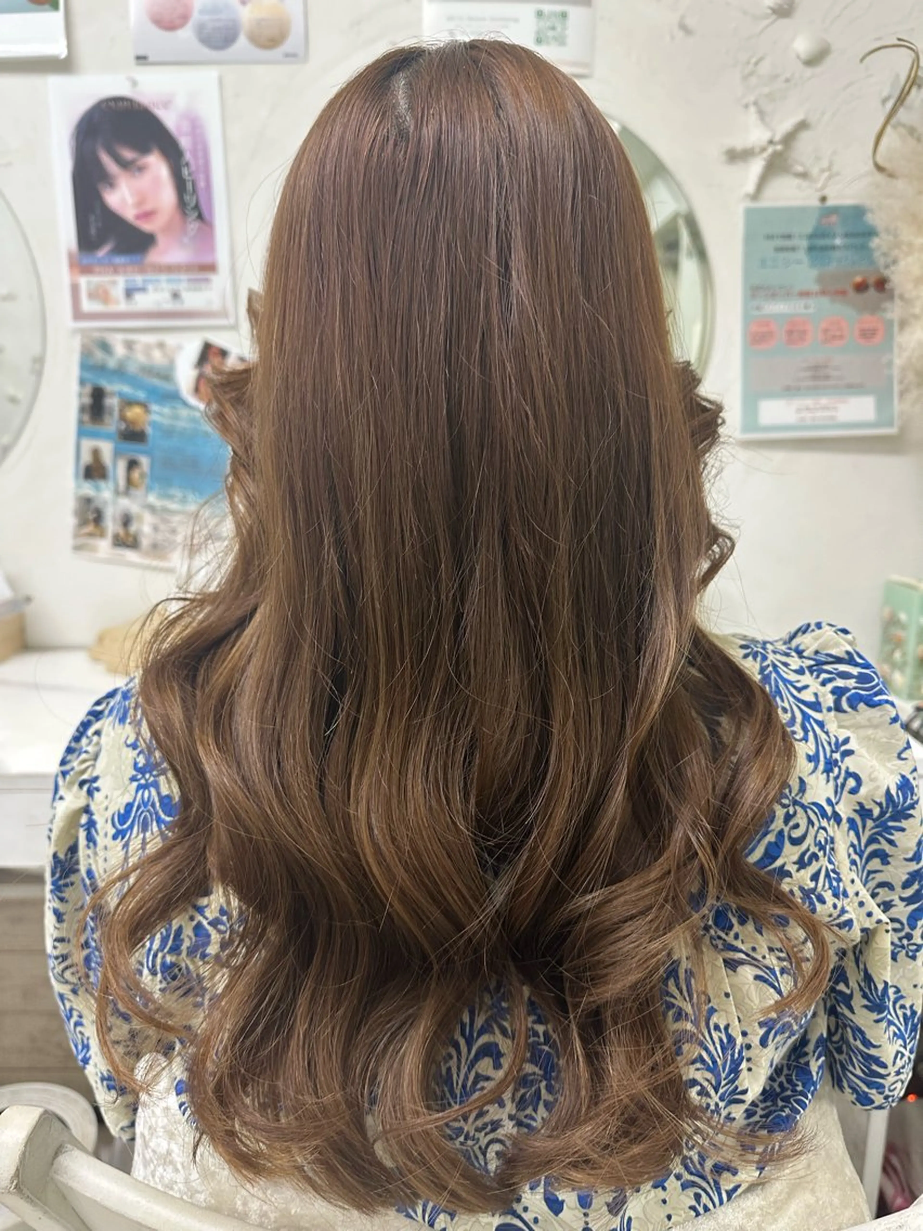 セミロング ヘアアレンジ 塚田 恵のヘアスタイル