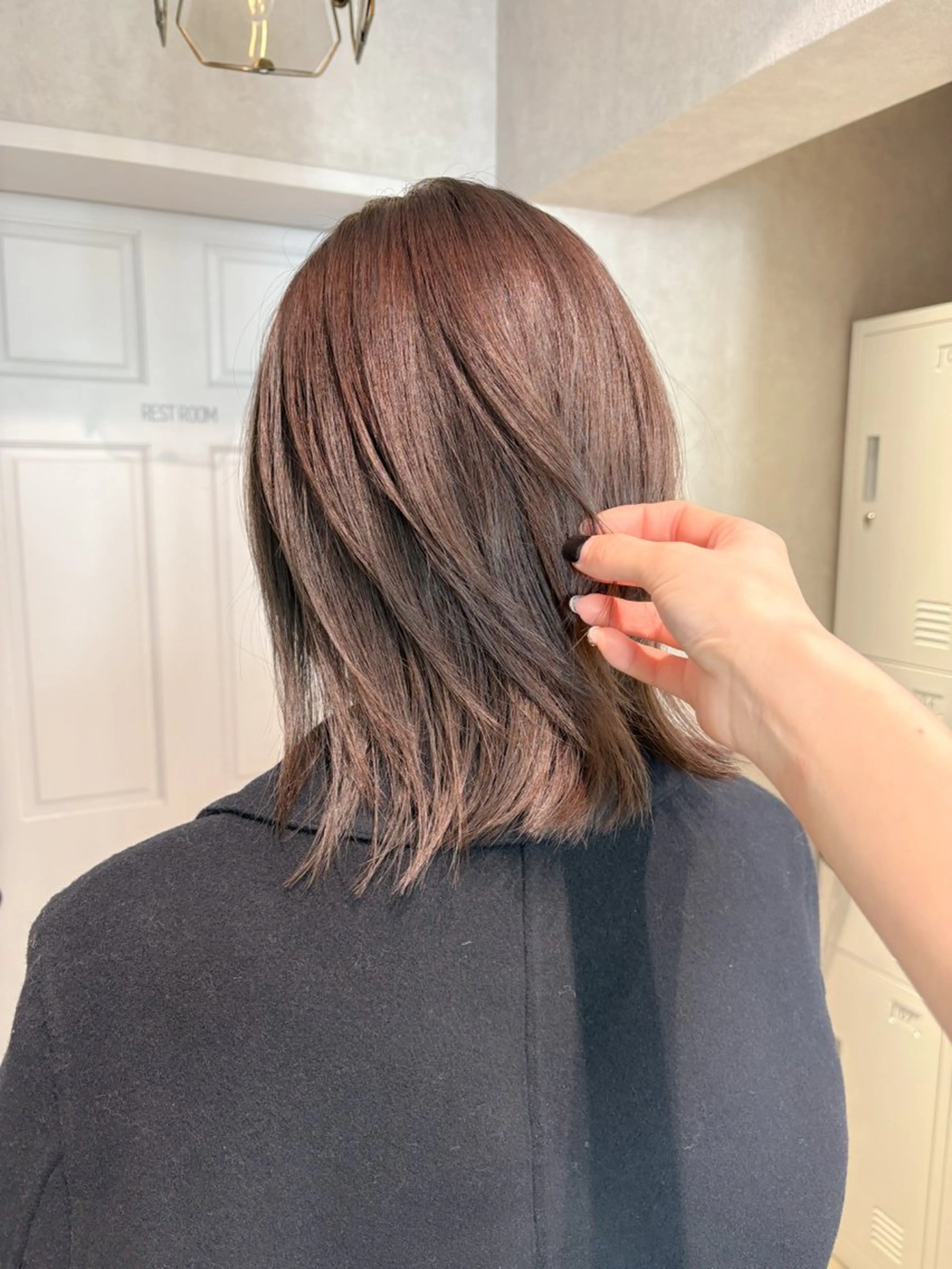 ミディアム ミディアムレイヤー レイヤーカット カット 透明感モテスタイル 💞SHIORI💞のヘアスタイル