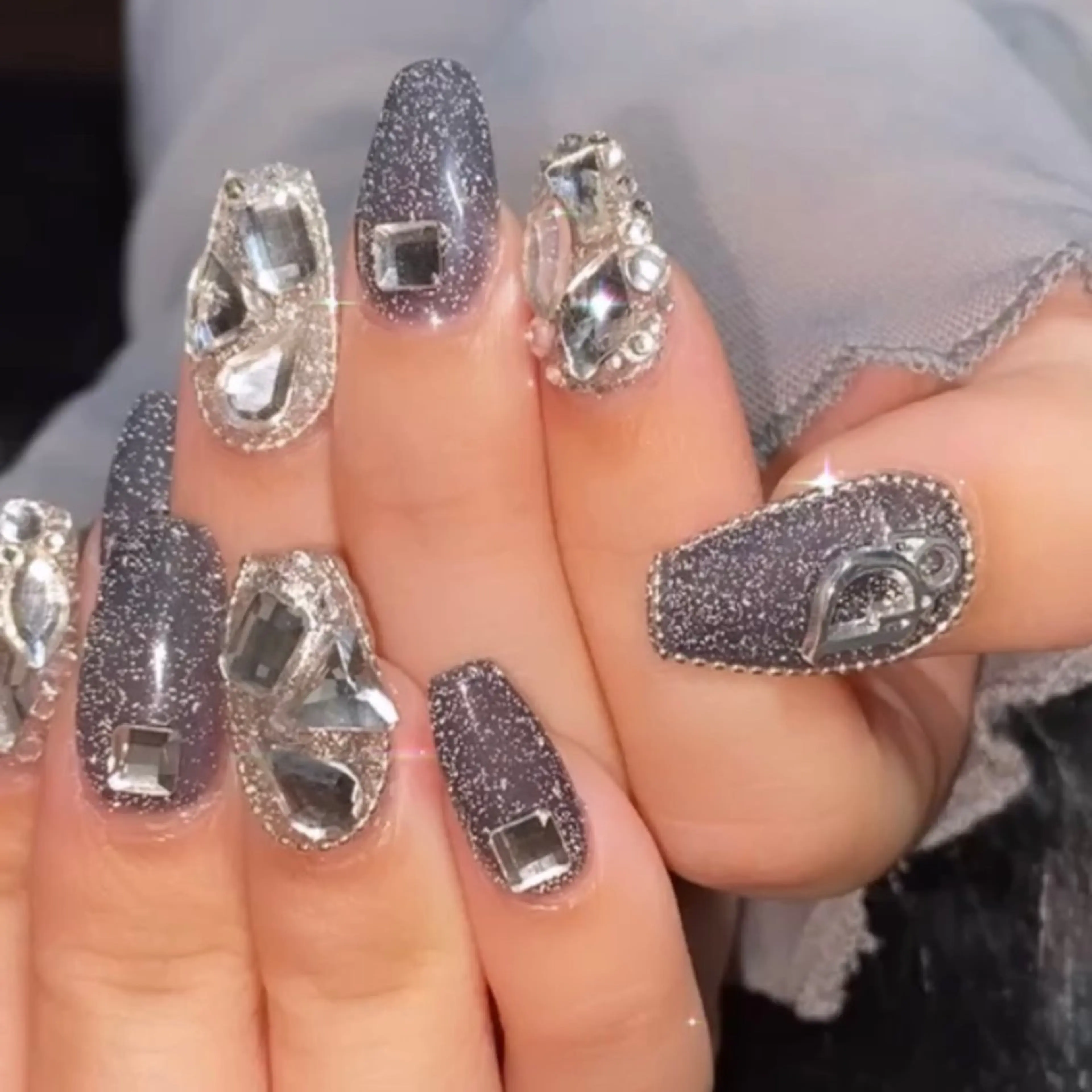 ネイル フラッシュネイル SALON ELVI.所属・SALON ELVI.のネイルデザイン