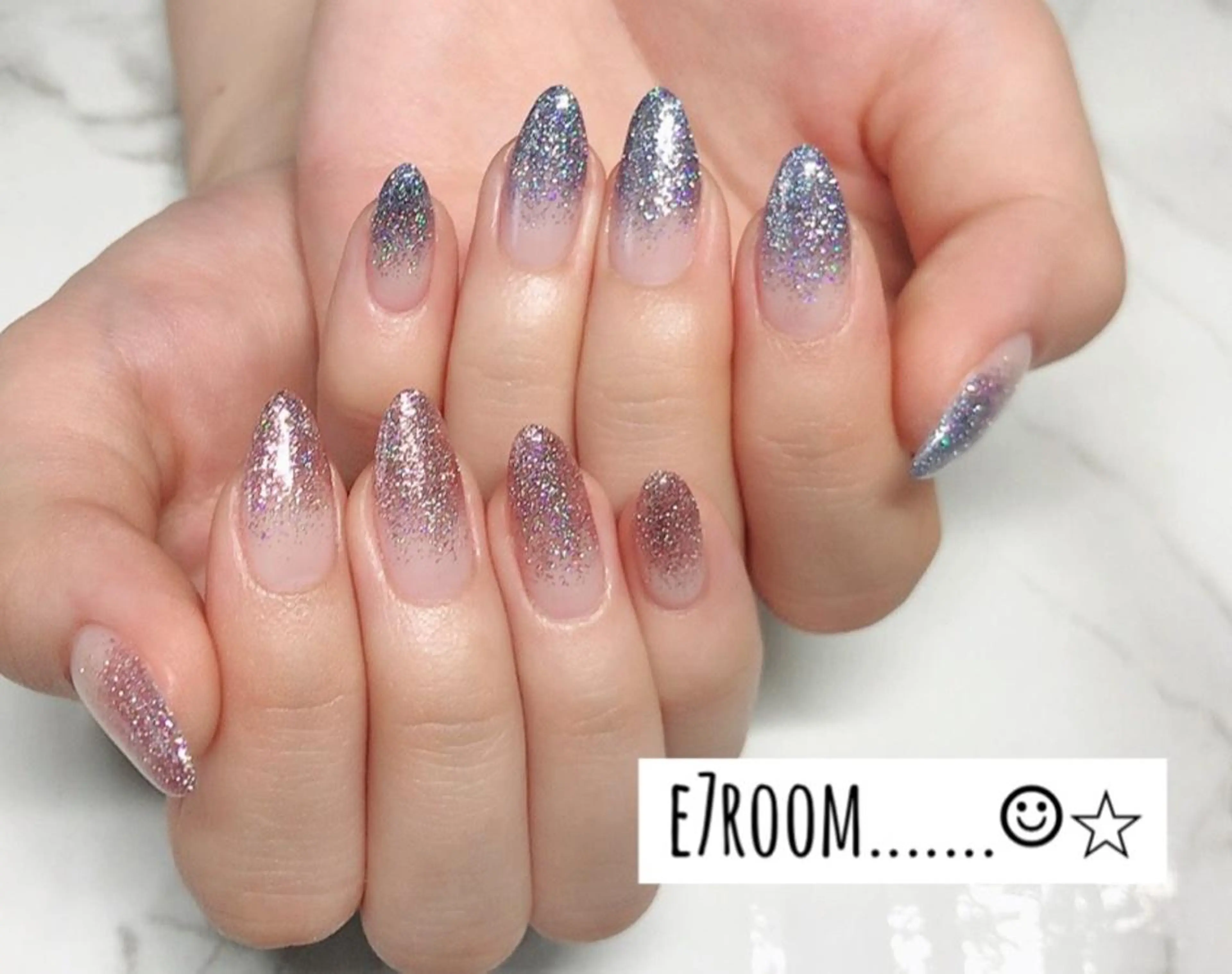 ラメグラの写真