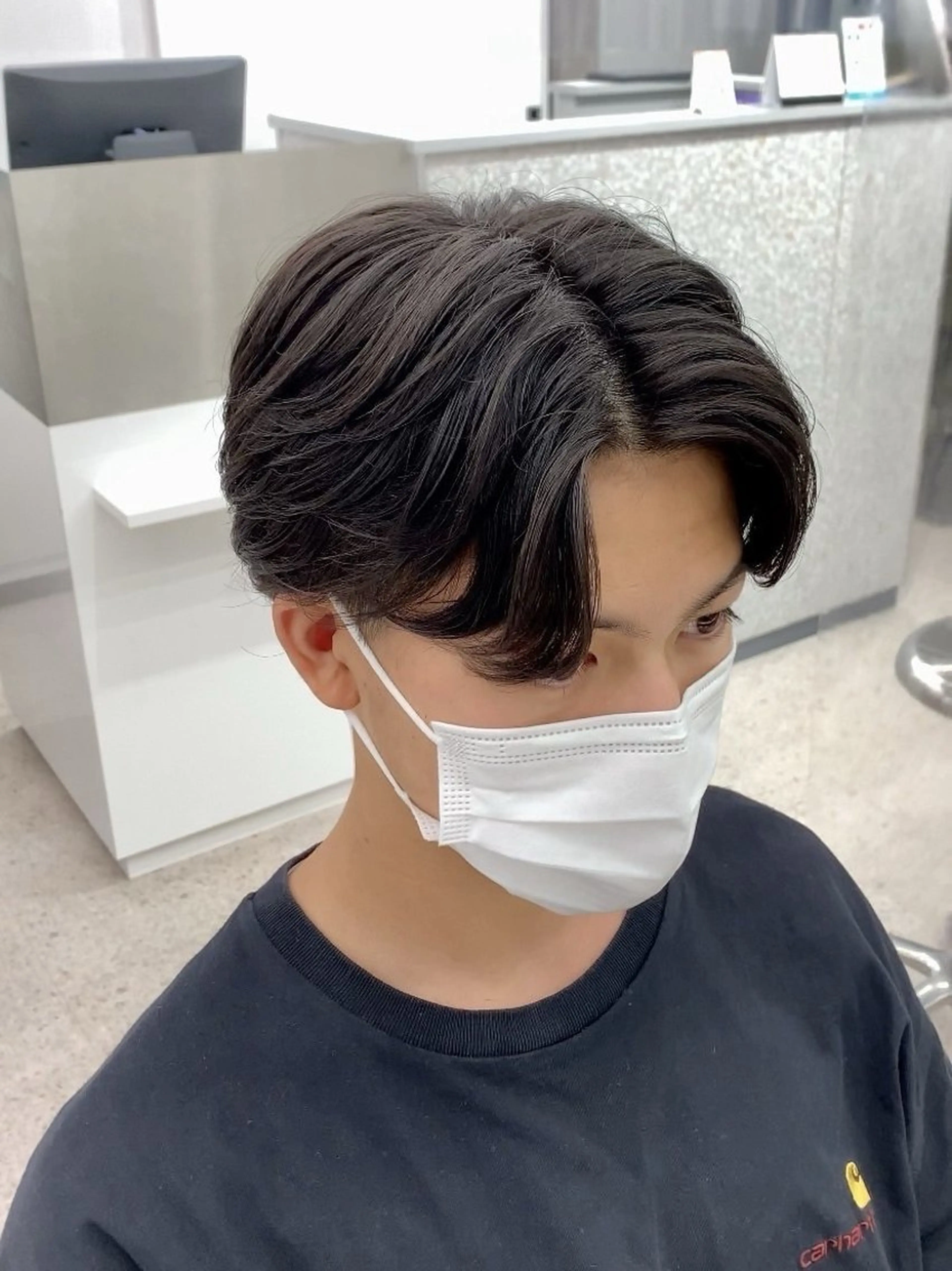 メンズ メンズブリーチ メンズ韓国風 酸性ストレート カット パーマ トリートメント 店長/藤原 季矢のヘアスタイル