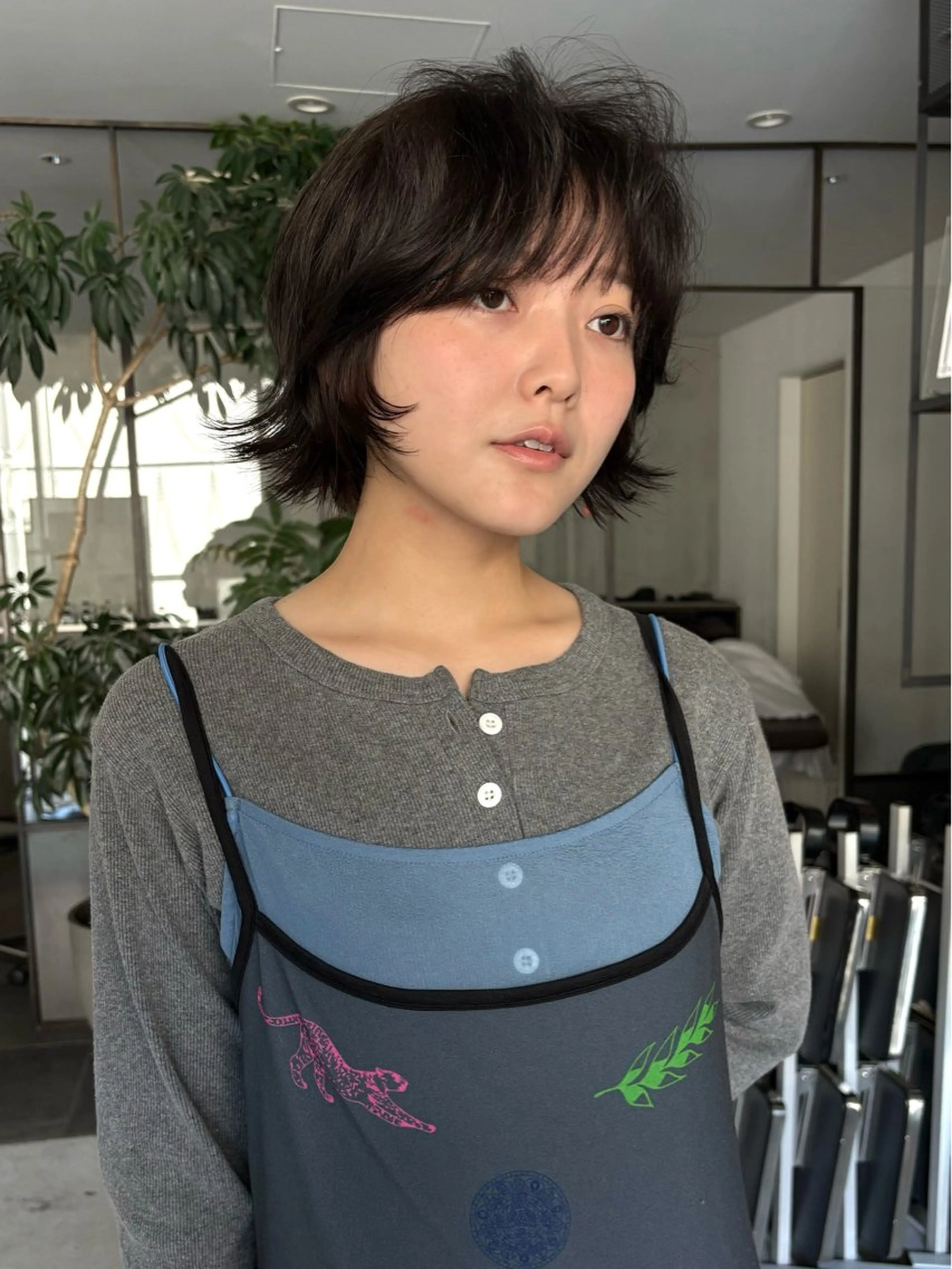 セミロング カット ヘアカラー 本田 聖のヘアスタイル