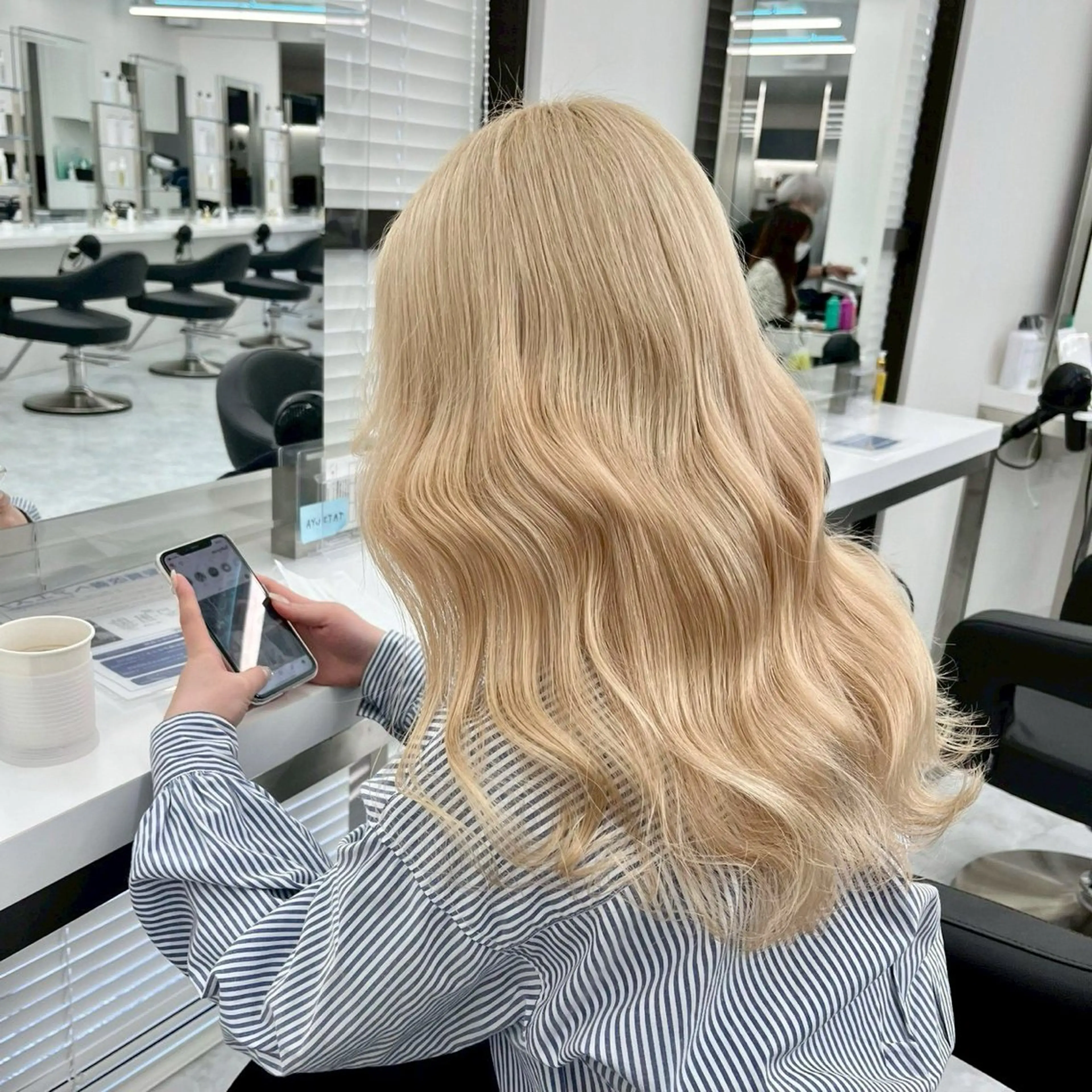 ロング カラー ヘアアレンジ ヘアカラー 🫧透明感ブリーチ 似合わせ🫧あい🫧のヘアスタイル