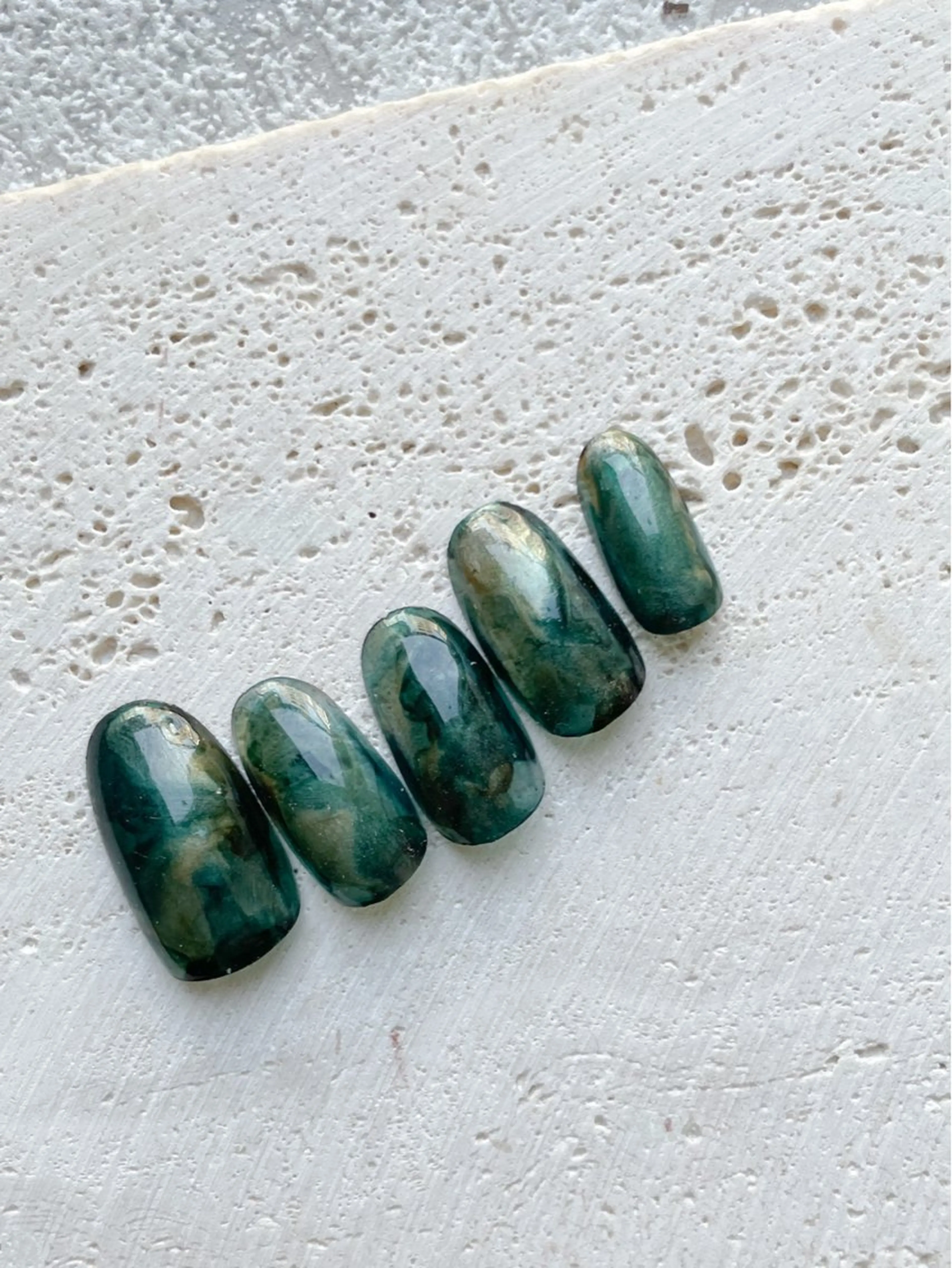 ネイル FIORITURA aiのネイルデザイン