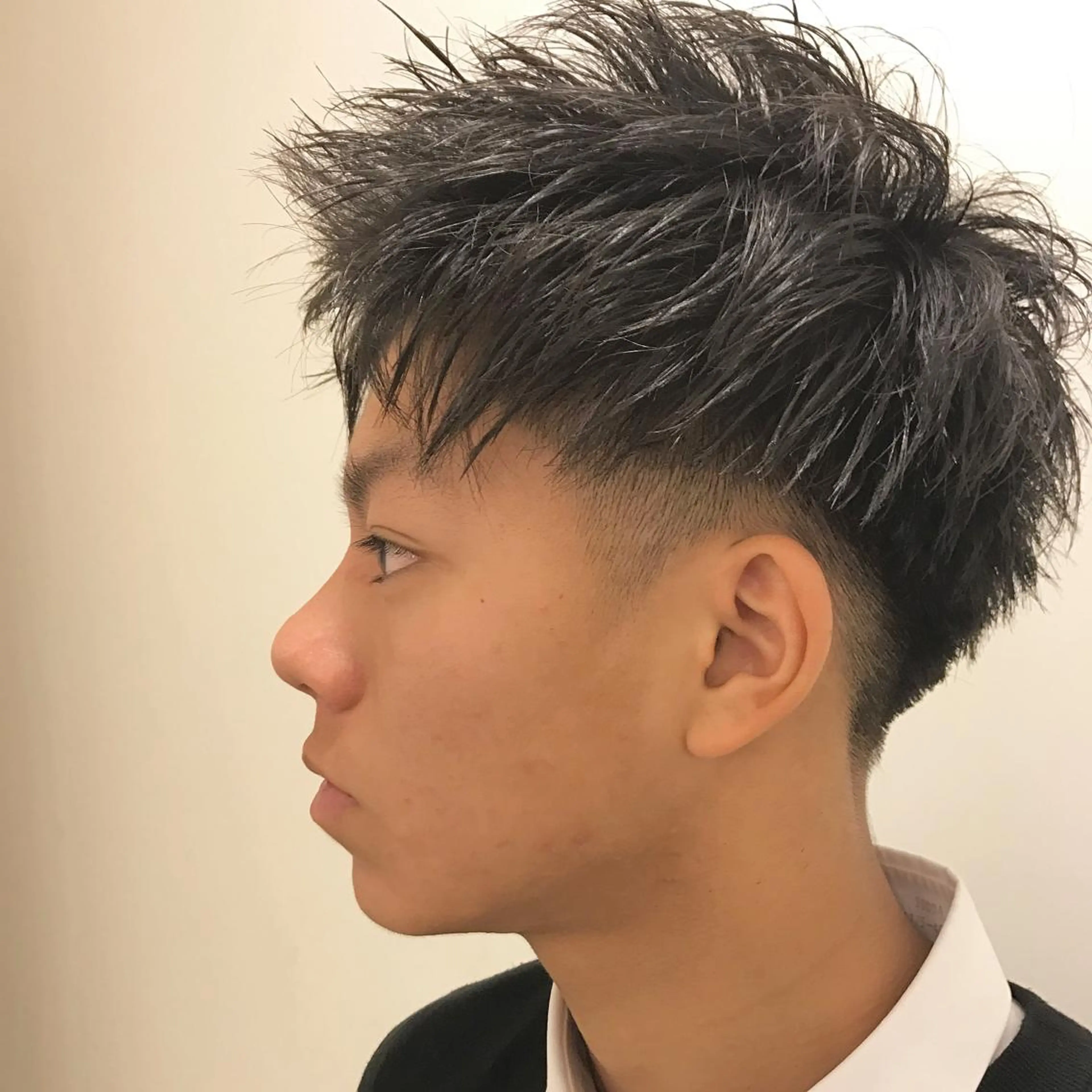 ショート パーマ メンズ メンズパーマ カット 平内 賢人のヘアスタイル