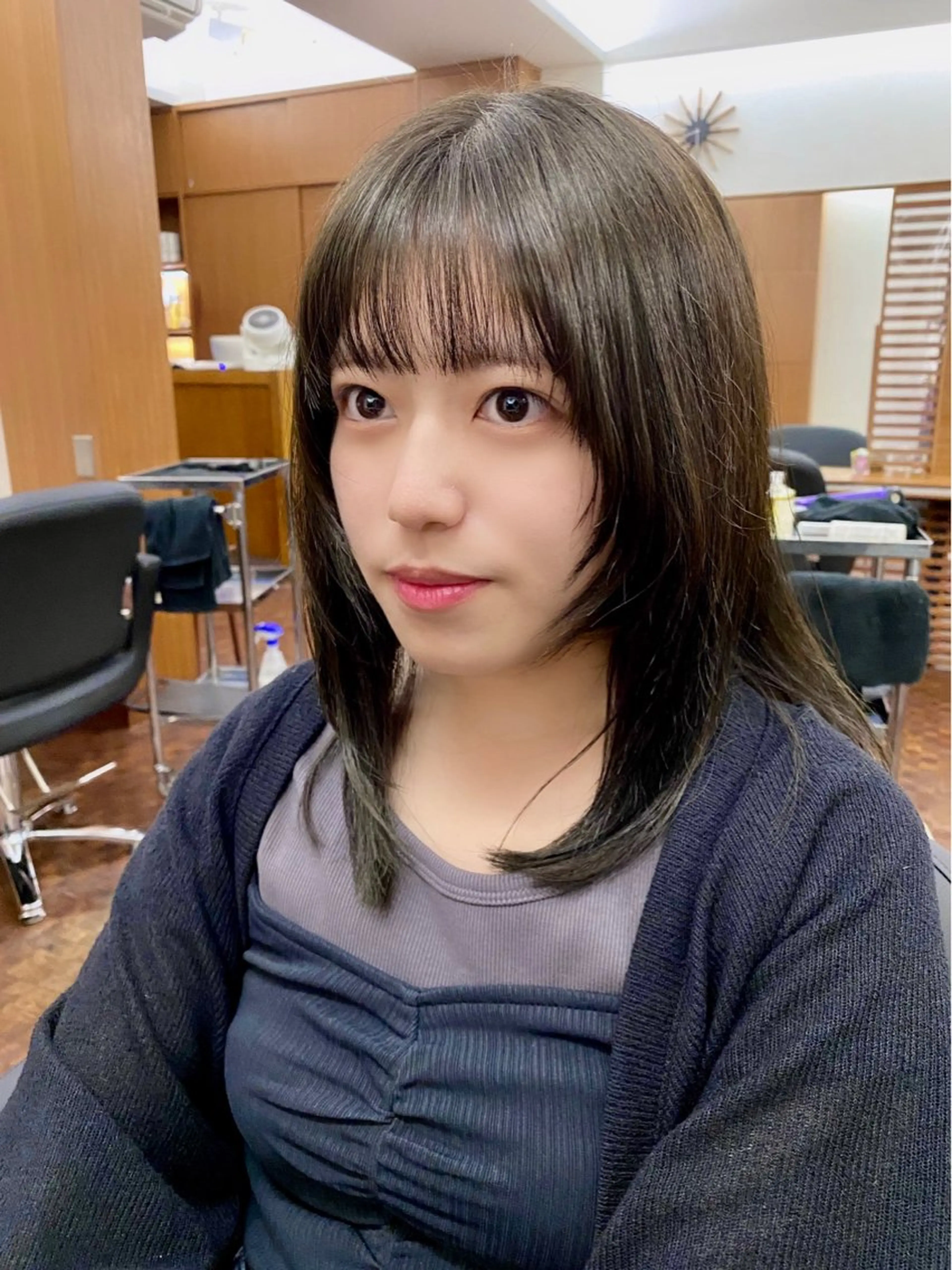 ミディアム カラー Paddle所属・似合わせレイヤー/ レイヤーパーマ/高倉のヘアスタイル