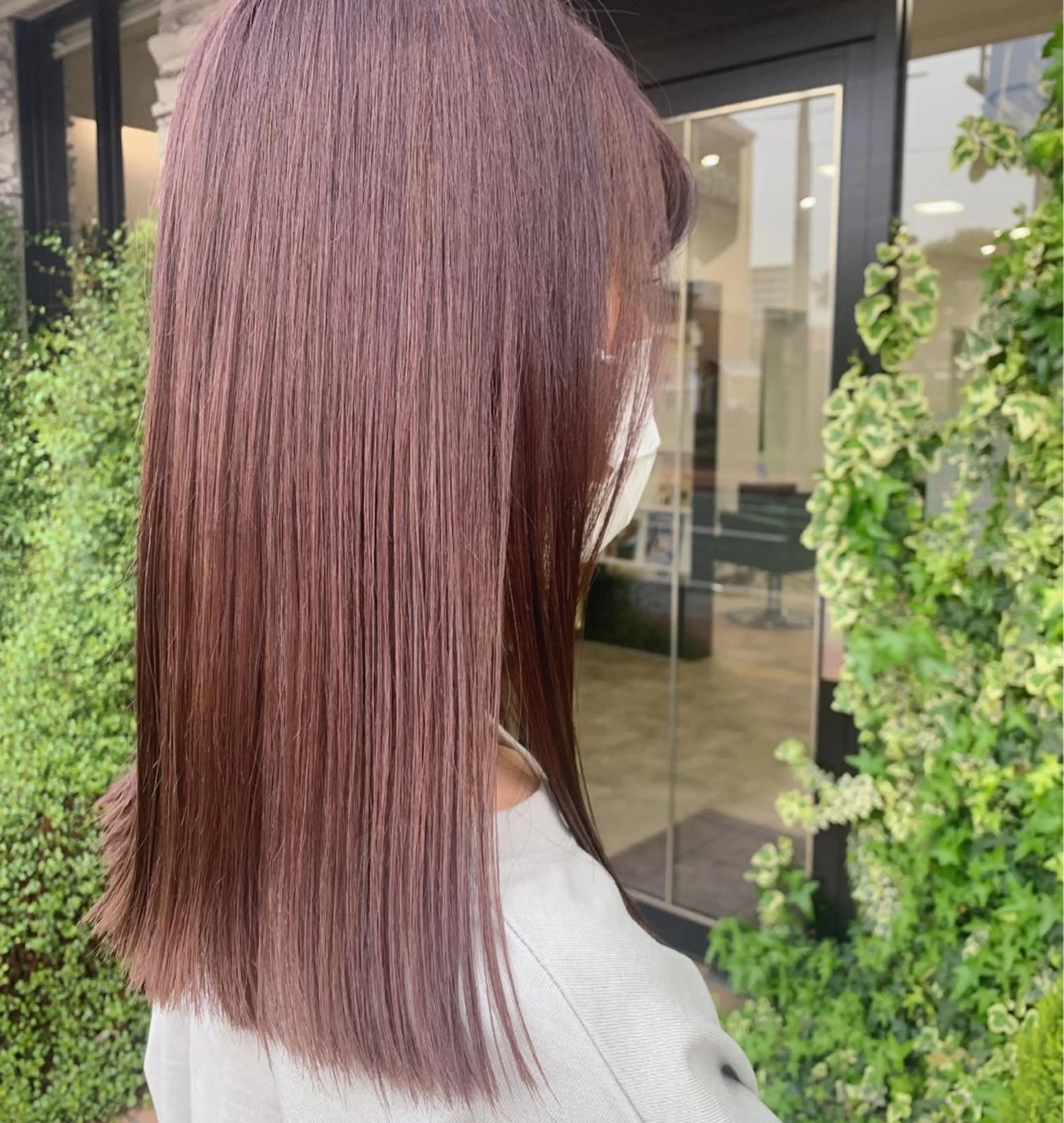 ミディアム カラー Noah所属・折下 はるかのヘアスタイル