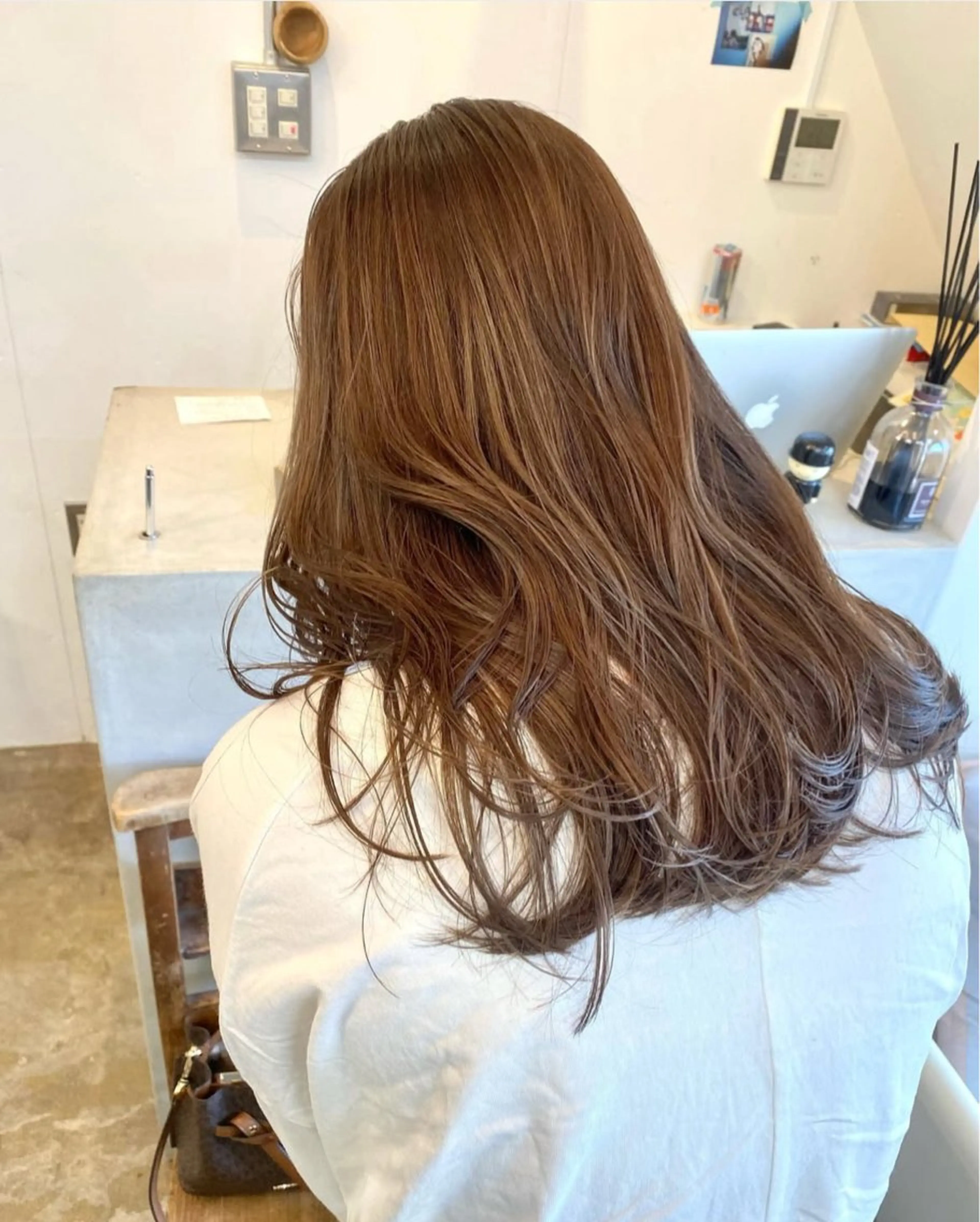 ロング カラー Rune清水所属・Rune シュトウダイチのヘアスタイル