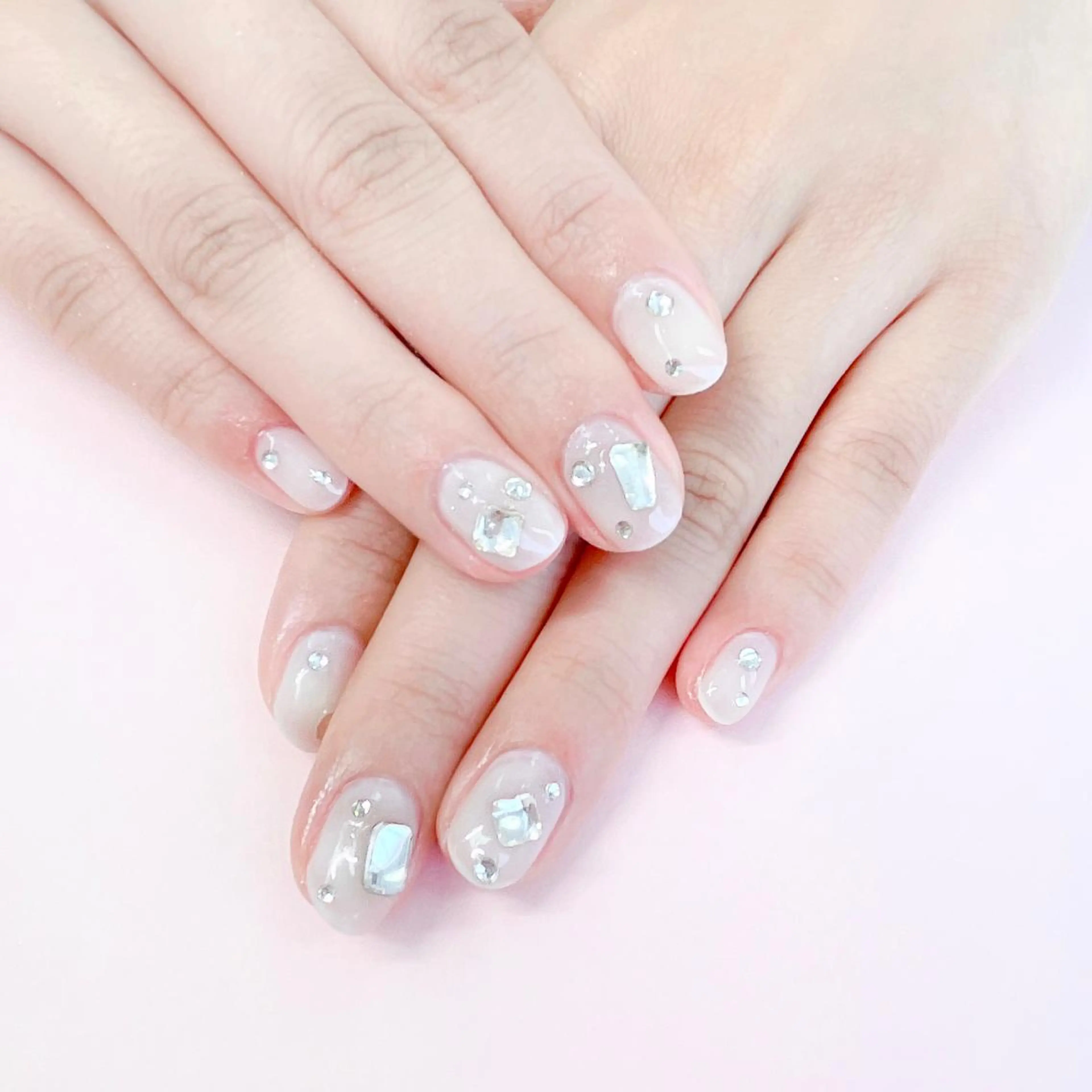 ネイル ワンホンネイル ハンドネイル 大阪福島 韓国まつげ Sayaka🤍🐩のマツエク・マツパデザイン