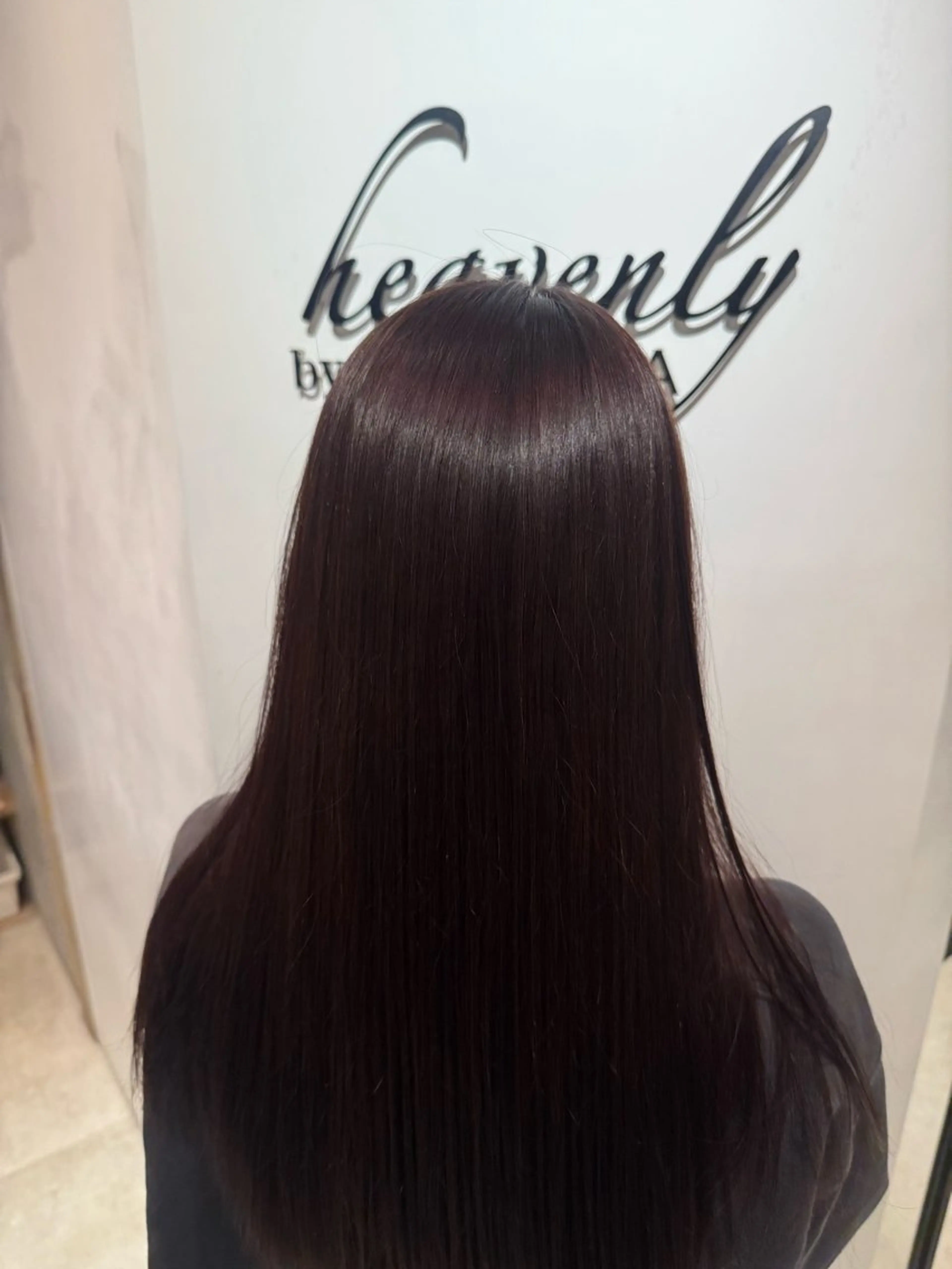 ロング ヘアカラー 渋谷/切りっぱなし レイヤー/ブリーチのヘアスタイル