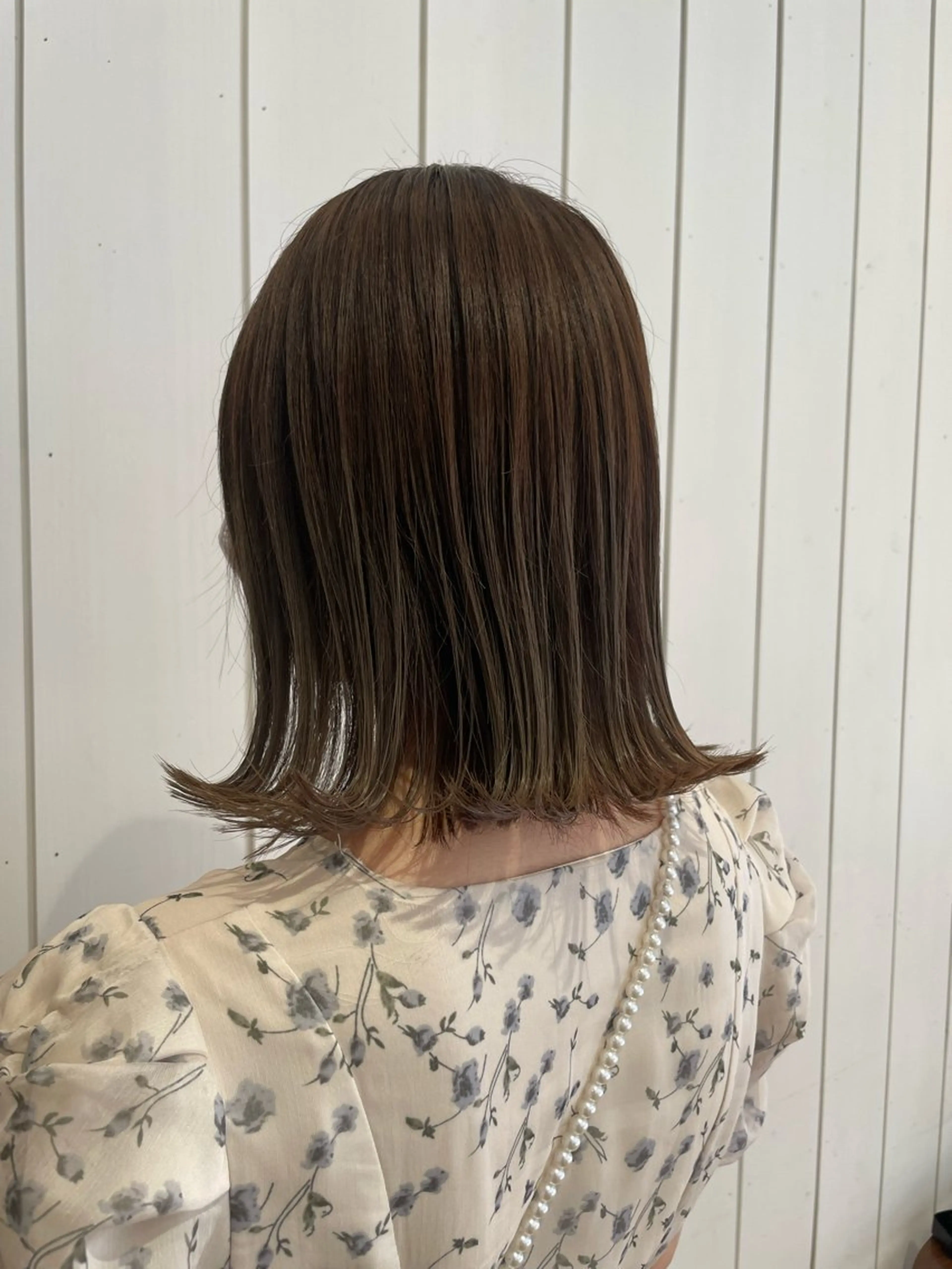 ミディアム ボブ 外ハネヘア ボブカット 佐々木 祐太のヘアスタイル