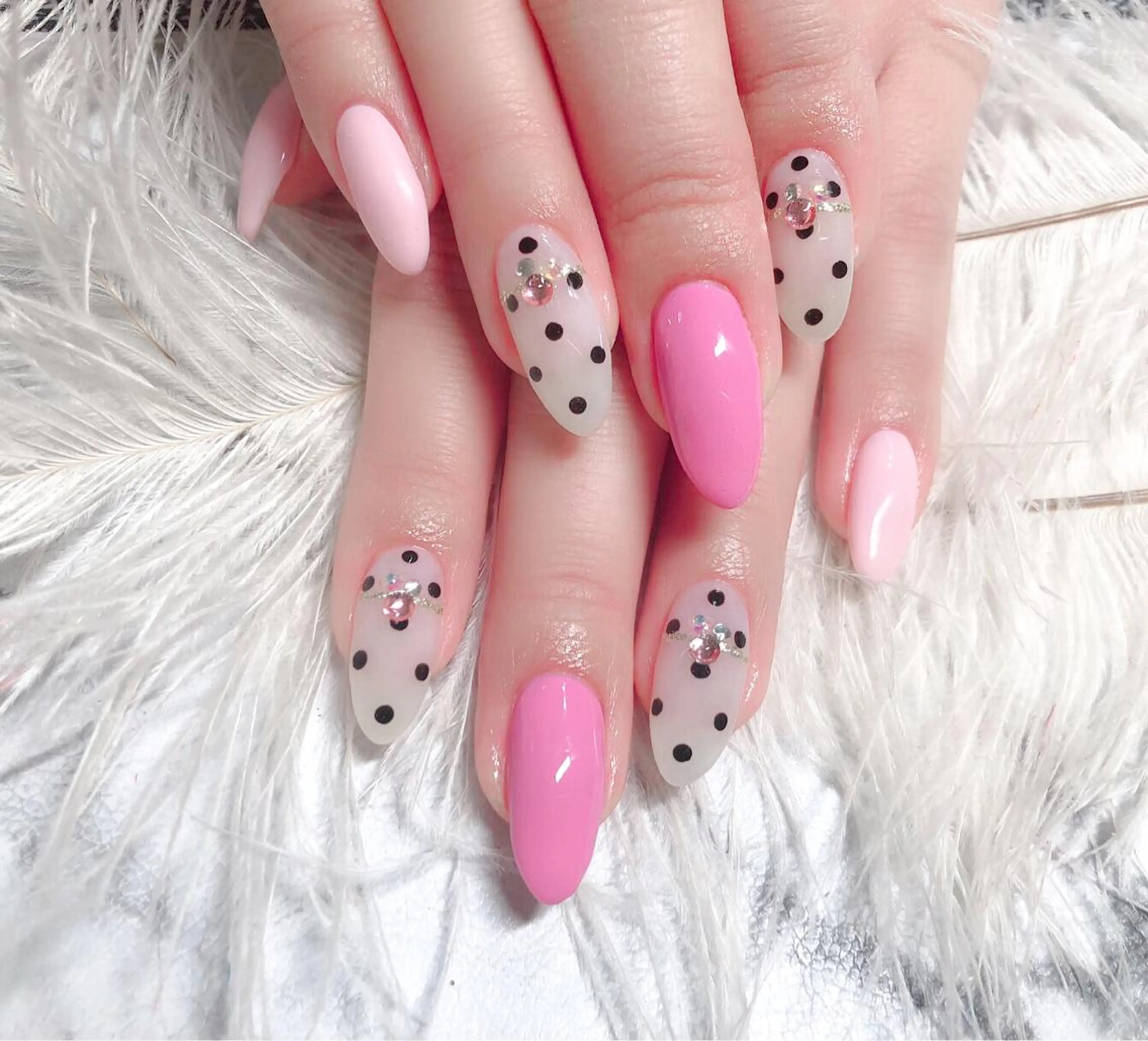 ネイル ハンドネイル マジックミラー所属・マジック ミラーのネイルデザイン