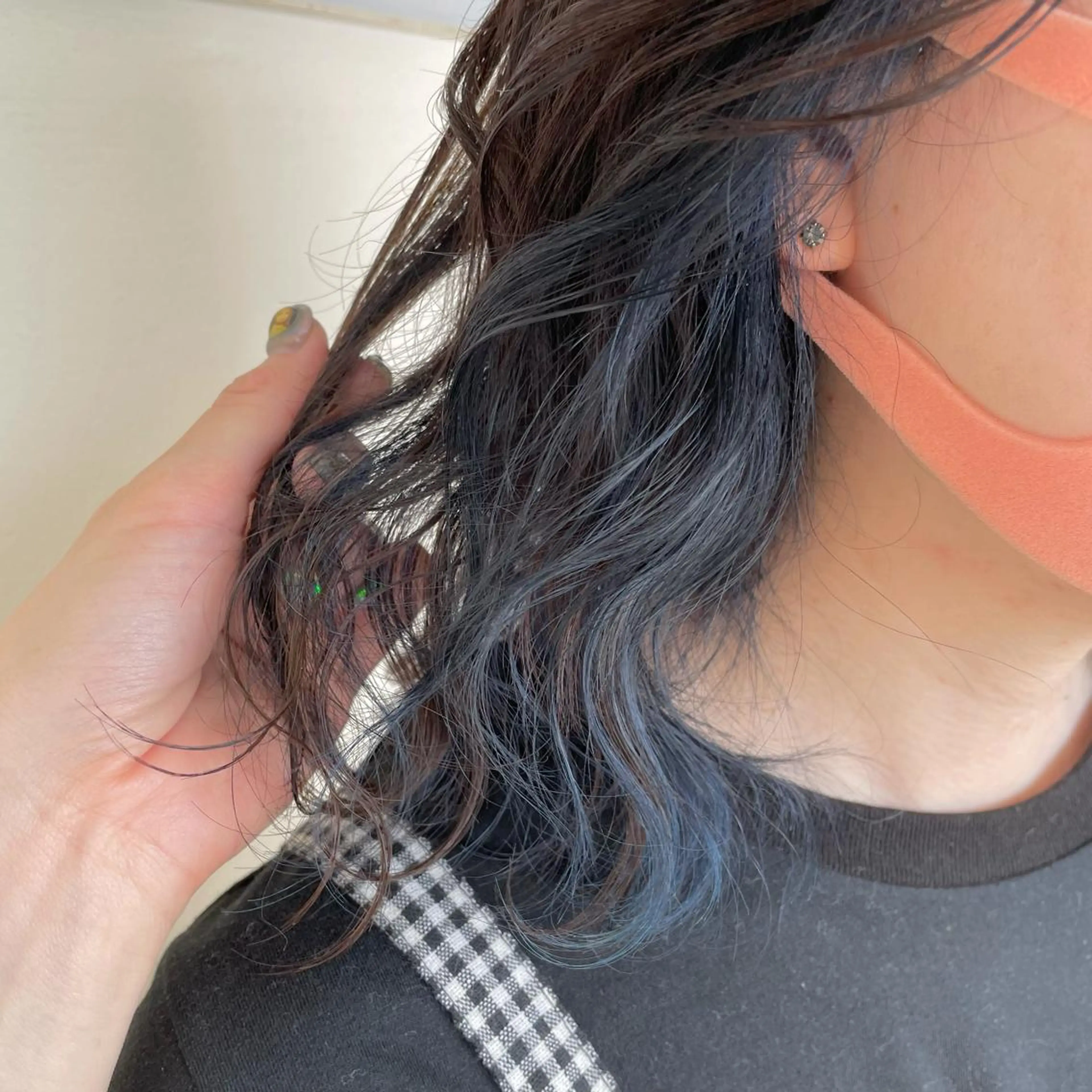 ミディアム カラー ヘアアレンジ ミストバング ブリーチ ケアブリーチ 透明感カラー デザインカラー カット ヘアカラー トリートメント maoブリーチ無し 似合わせカラーのヘアスタイル