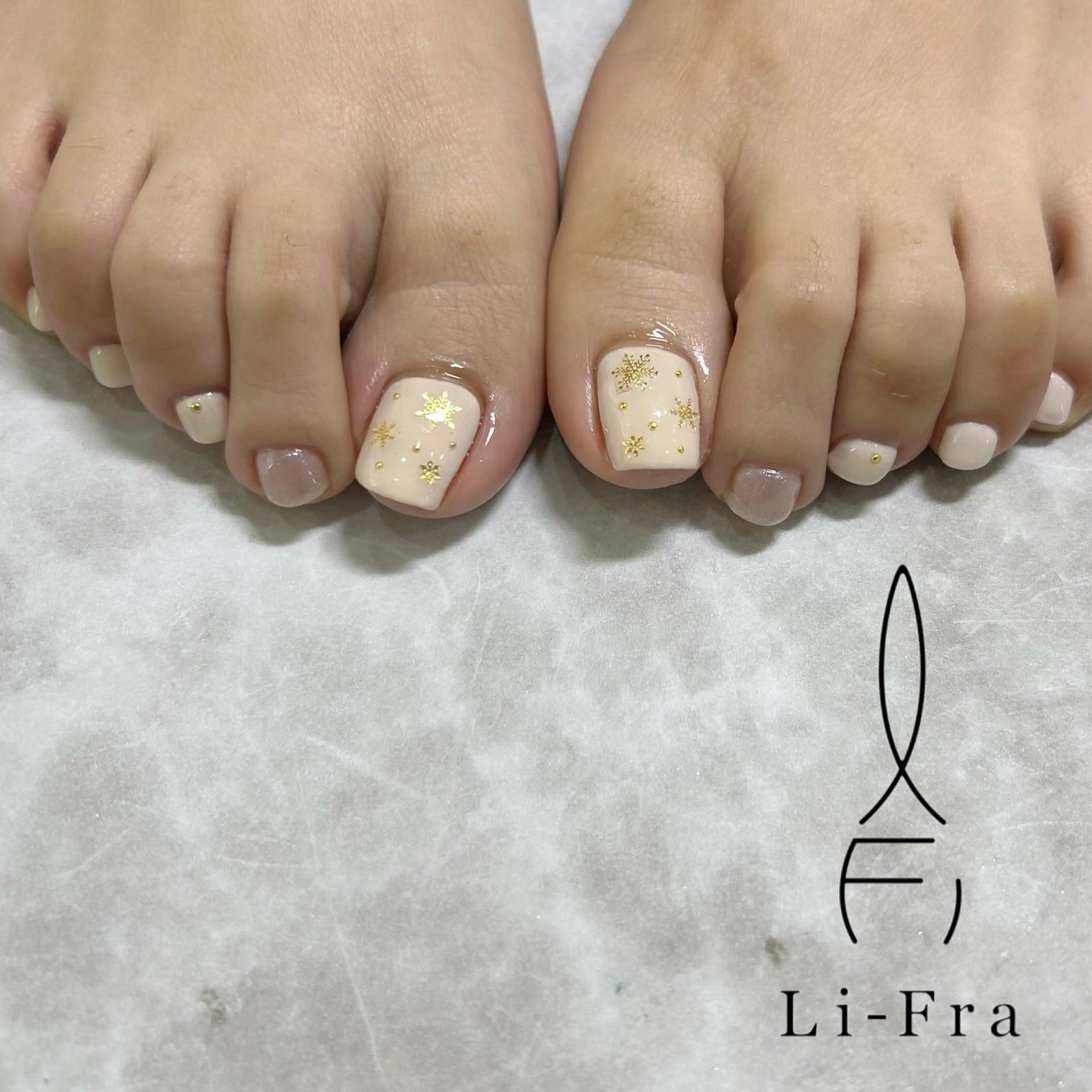 ネイル lifra MANAKAのネイルデザイン