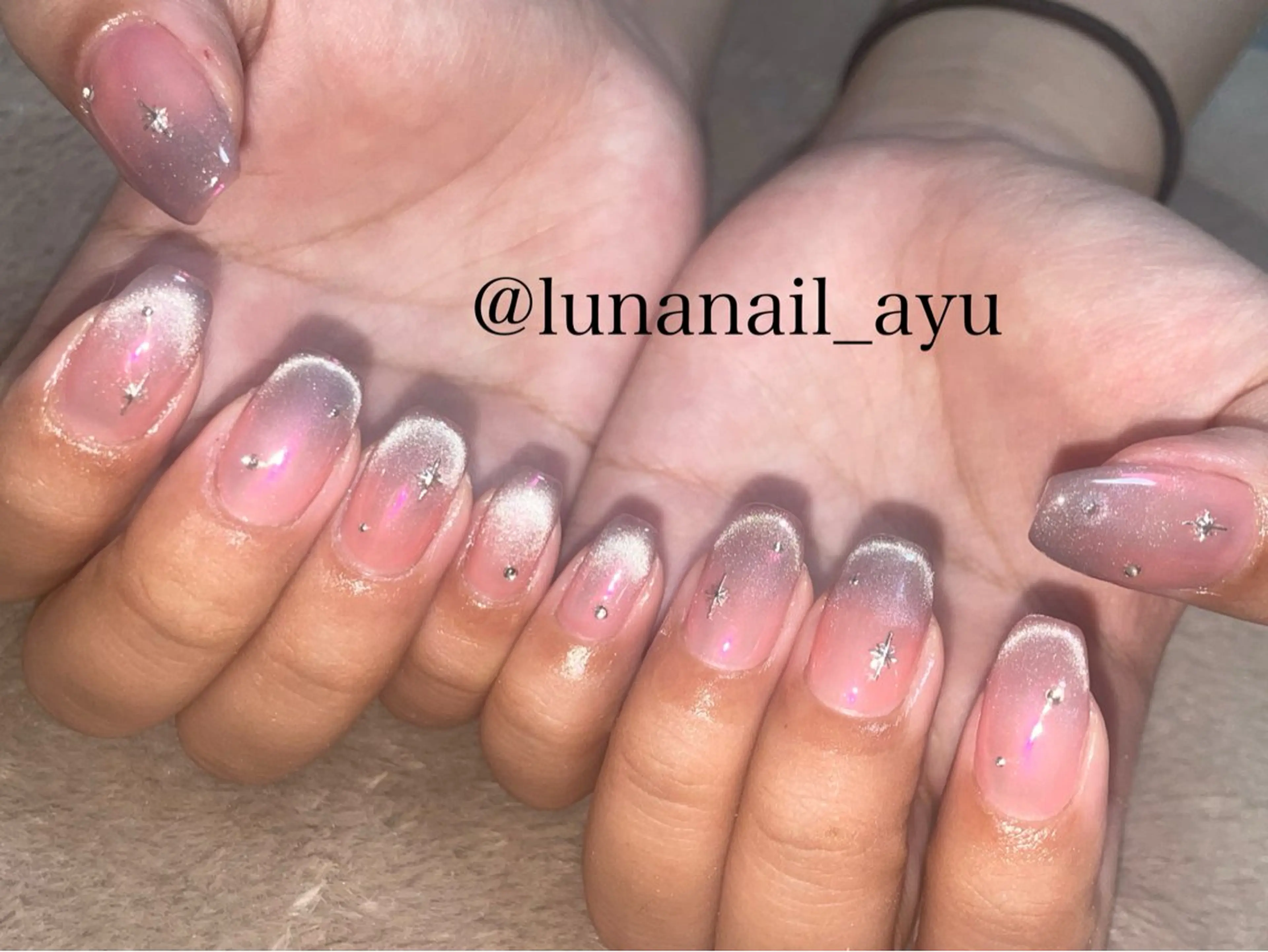 ネイル マグネットネイル ワンホンネイル ハンドネイル 🌙LUNA  NAIL⭐️所属・LUNA NAIL ayuのネイルデザイン