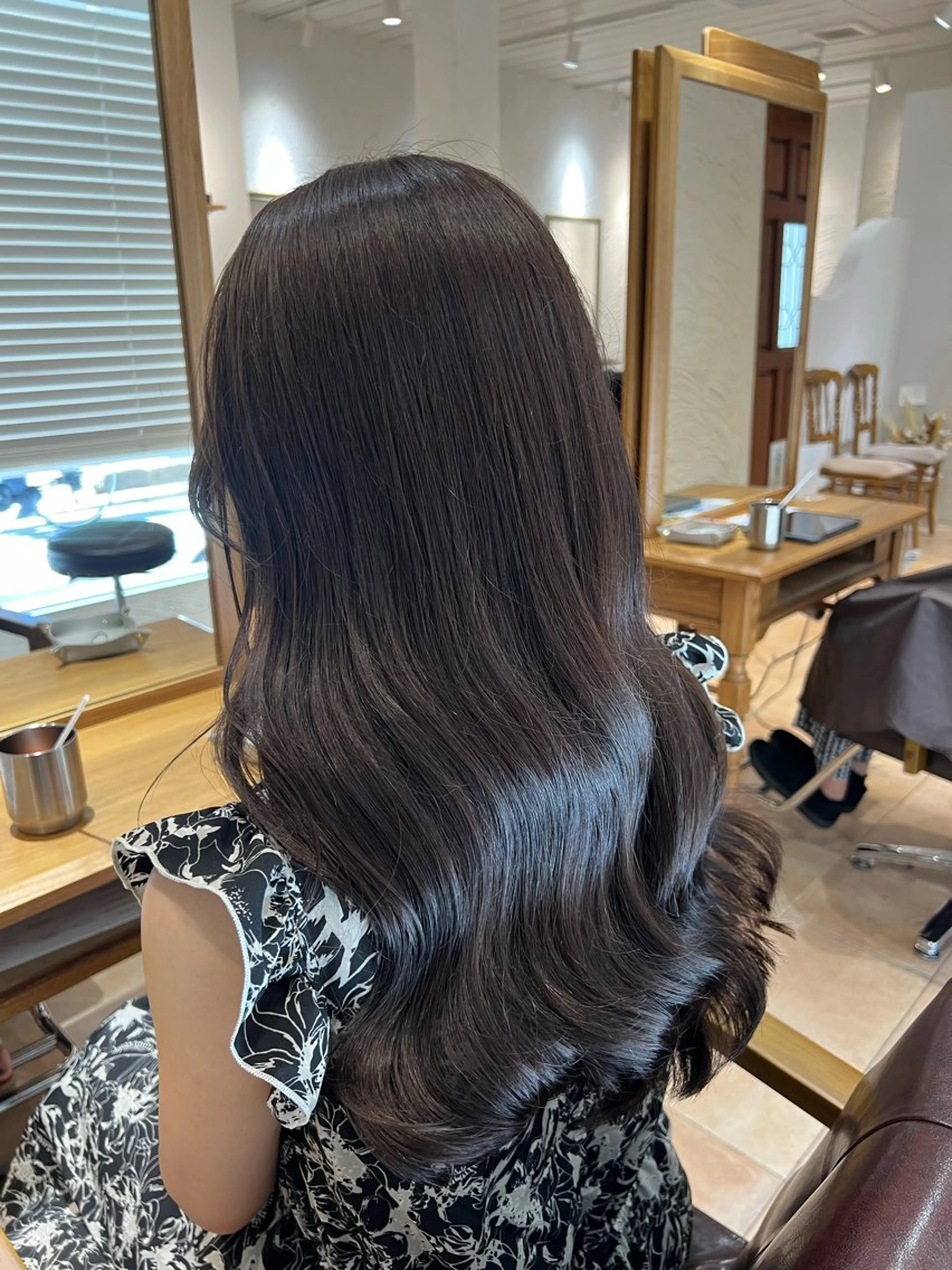 セミロング カラー 🥀韓国ヘア🥀 宮津真菜のヘアスタイル