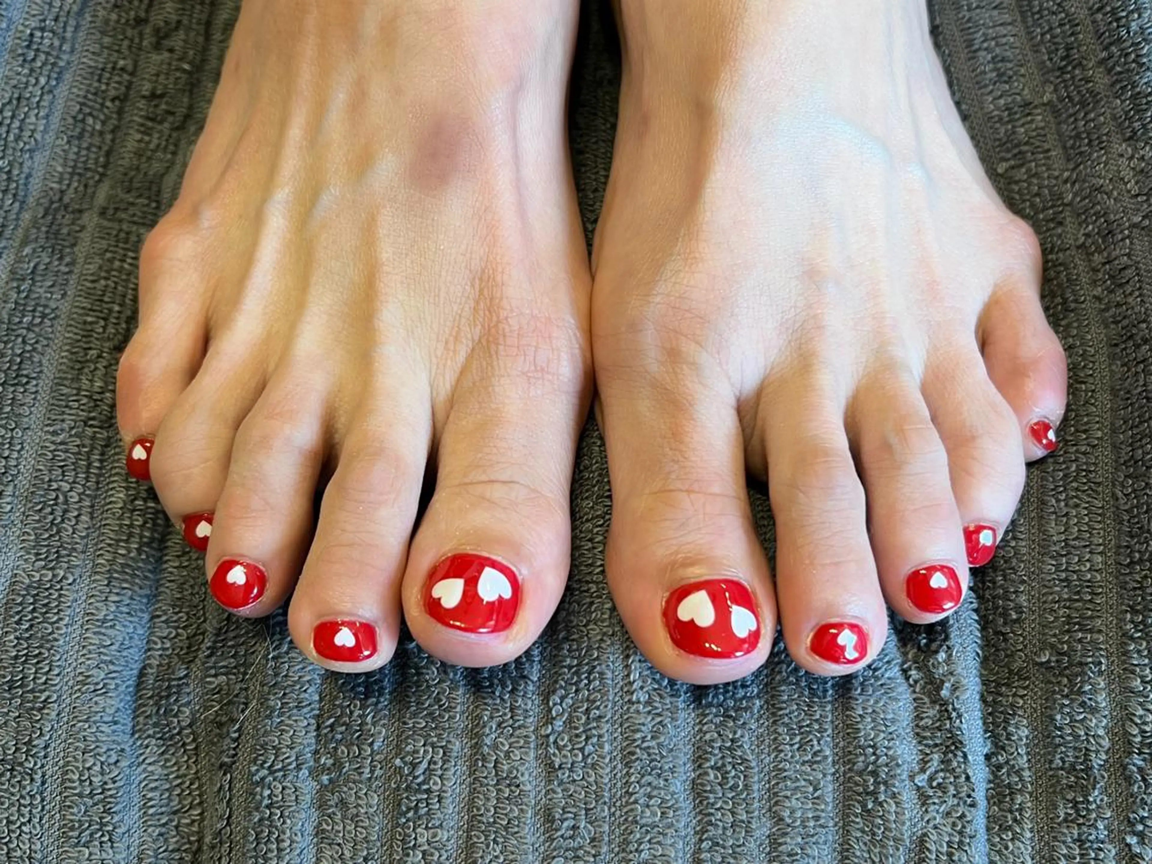 ネイル フットネイル HENRIETTA NAILSALONのネイルデザイン