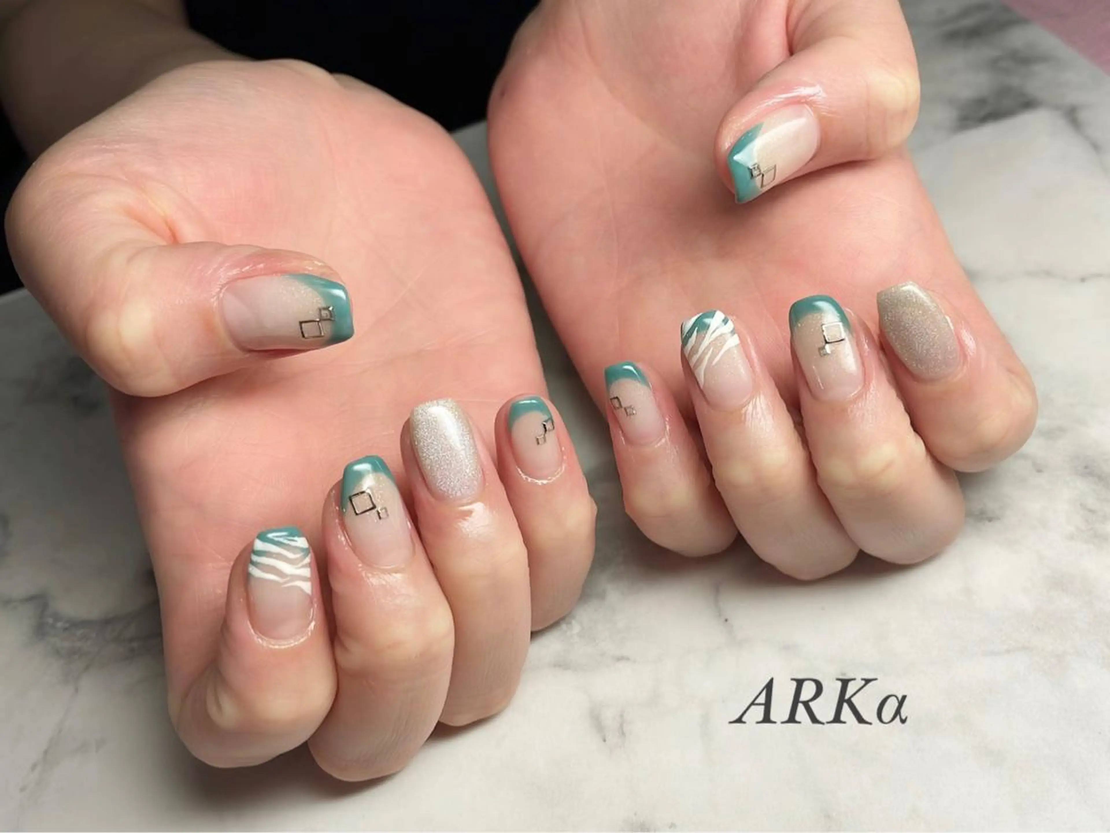 ネイル マグネットネイル ハンドネイル ARKα Nishiのネイルデザイン