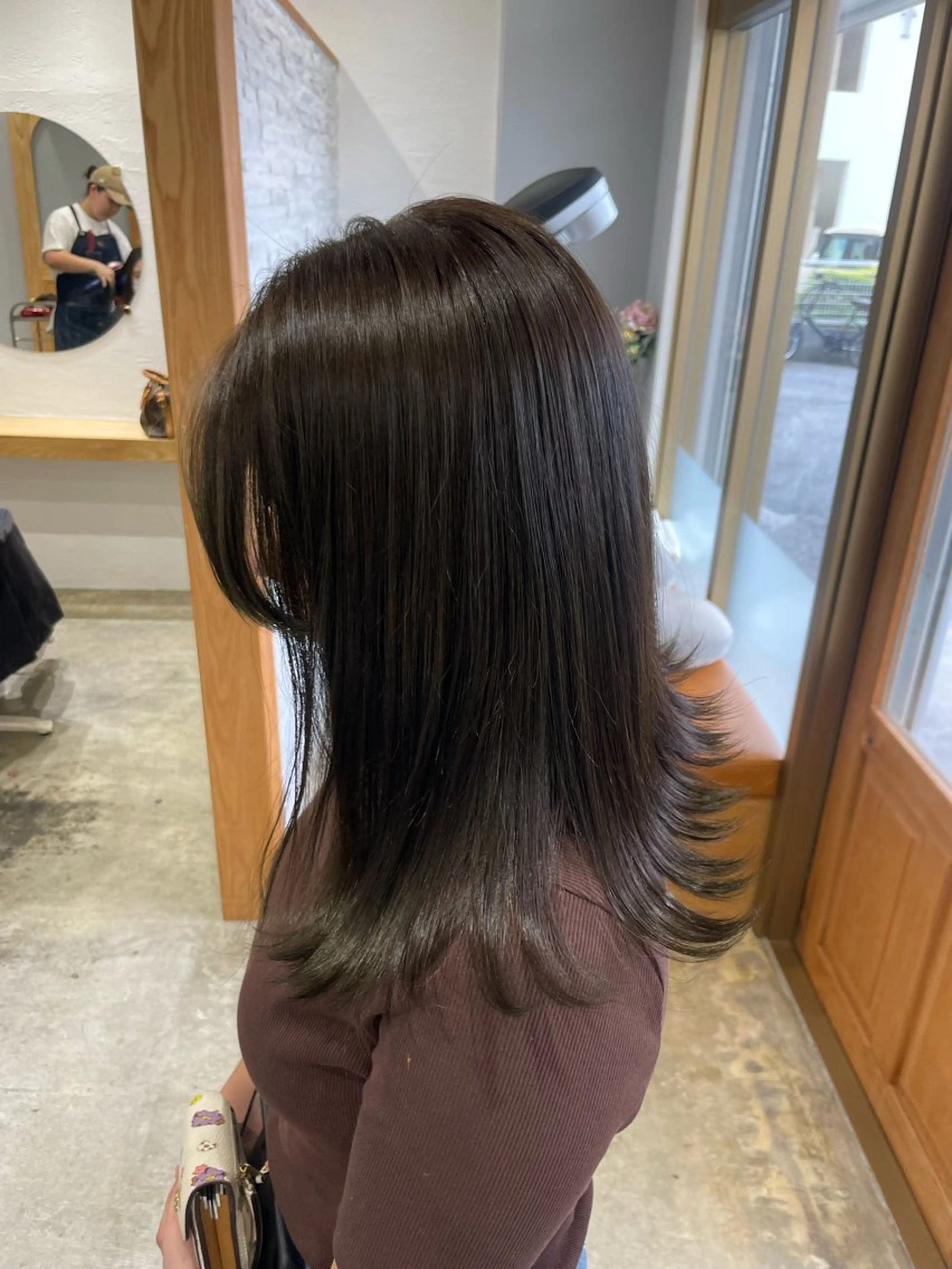 セミロング miloc himekaのヘアスタイル