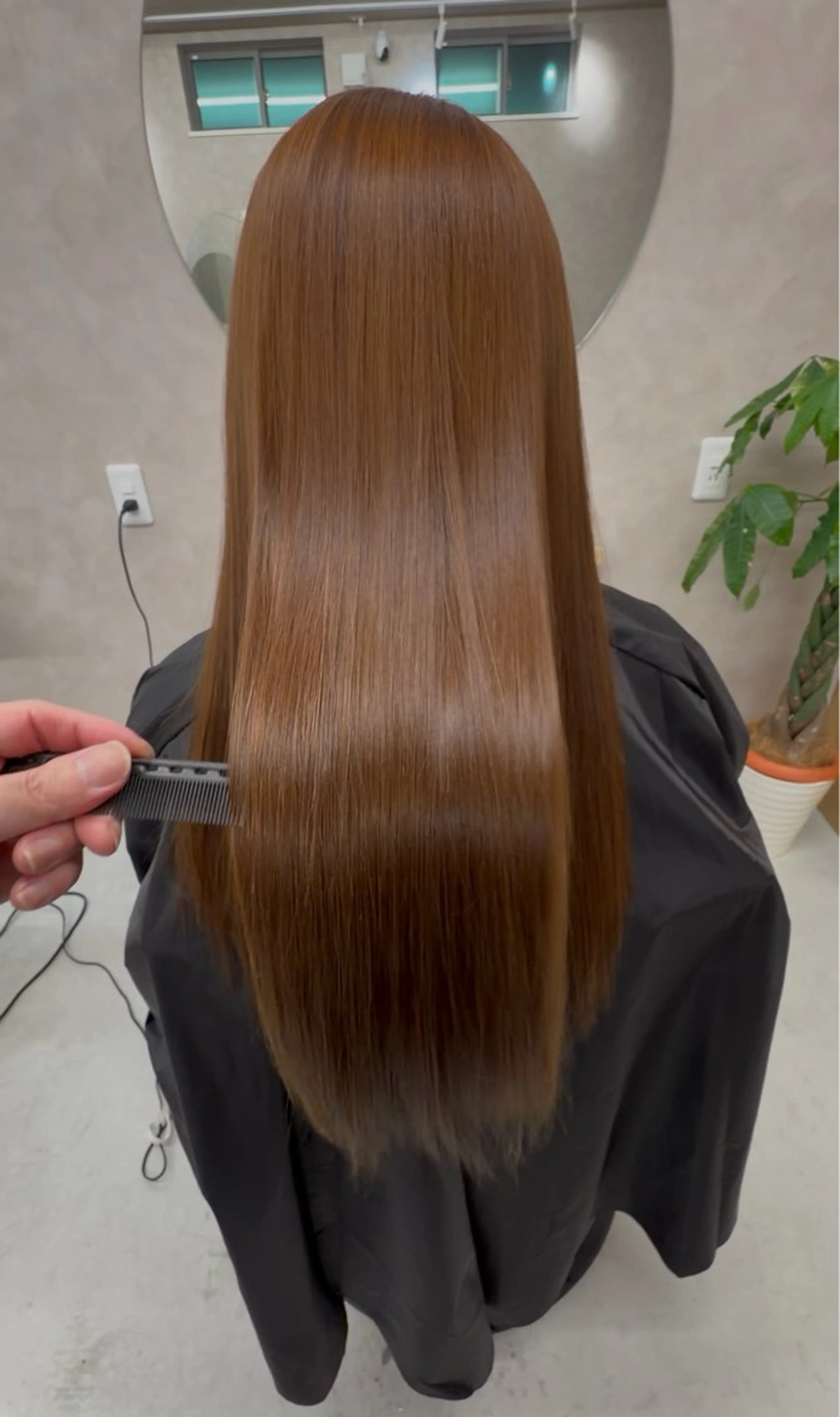 カット＋髪質改善トステアストレートトリートメントの写真