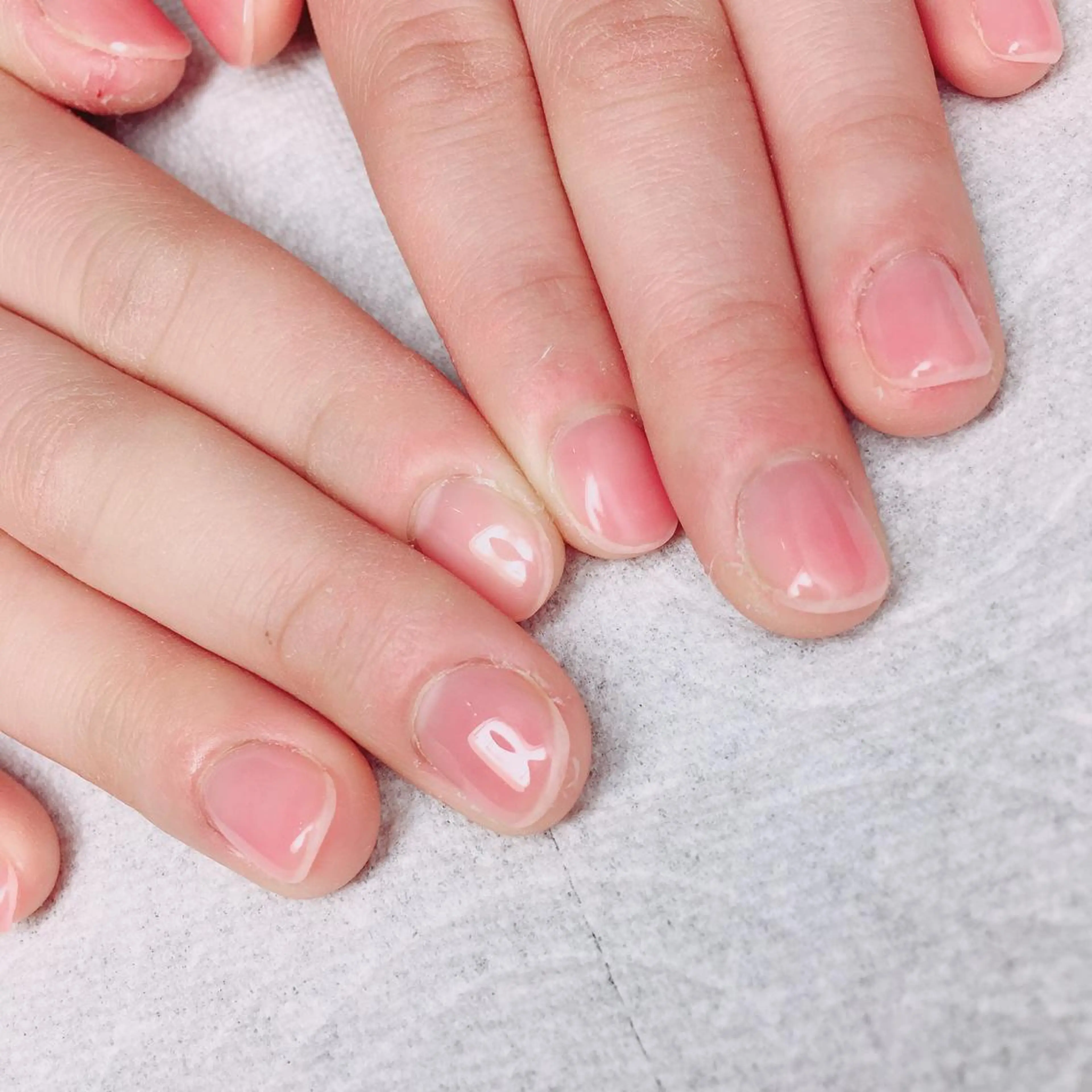 ネイル ワンカラーネイル ピンク シンプルネイル THECOLORS所属・近貞 莉奈のネイルデザイン