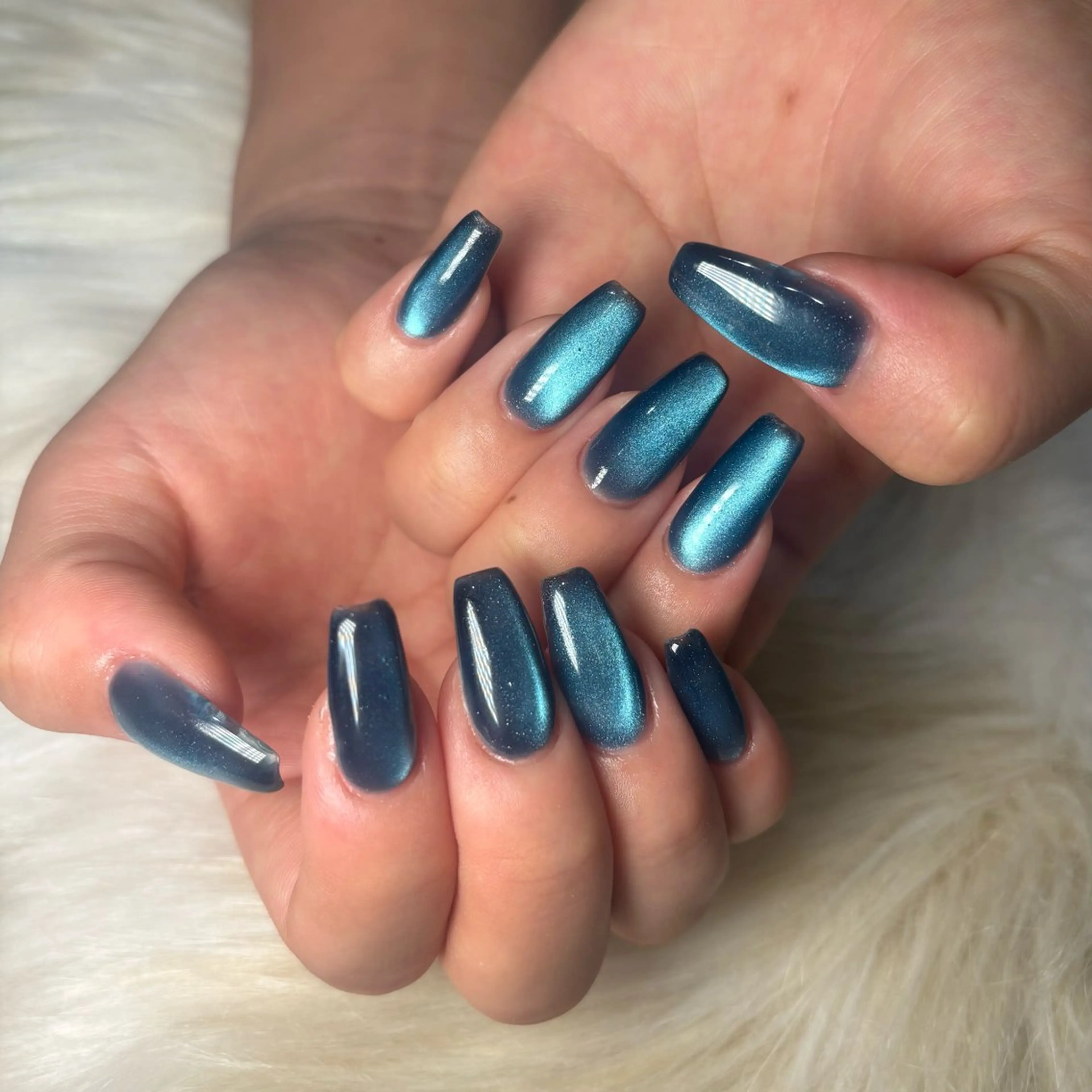 〈初回オフ込み・チップ長さ出し/MAX長さOK〉ぷるツヤ♡マグネットワンカラーの写真