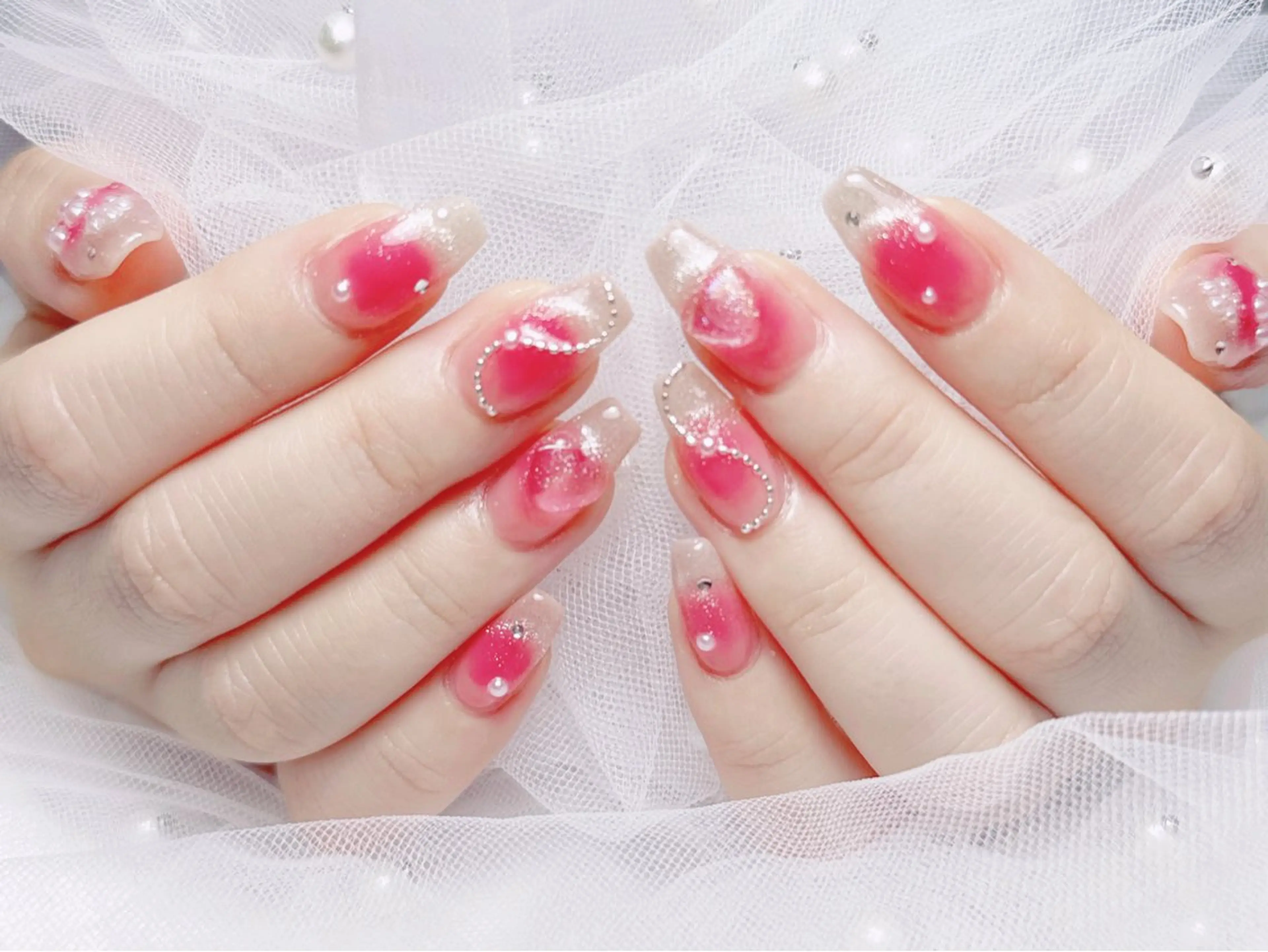 ネイル フレンチネイル ジェルネイル ハート 韓国ネイル マグネットネイル ハンドネイル ネイルサロン lotusのネイルデザイン