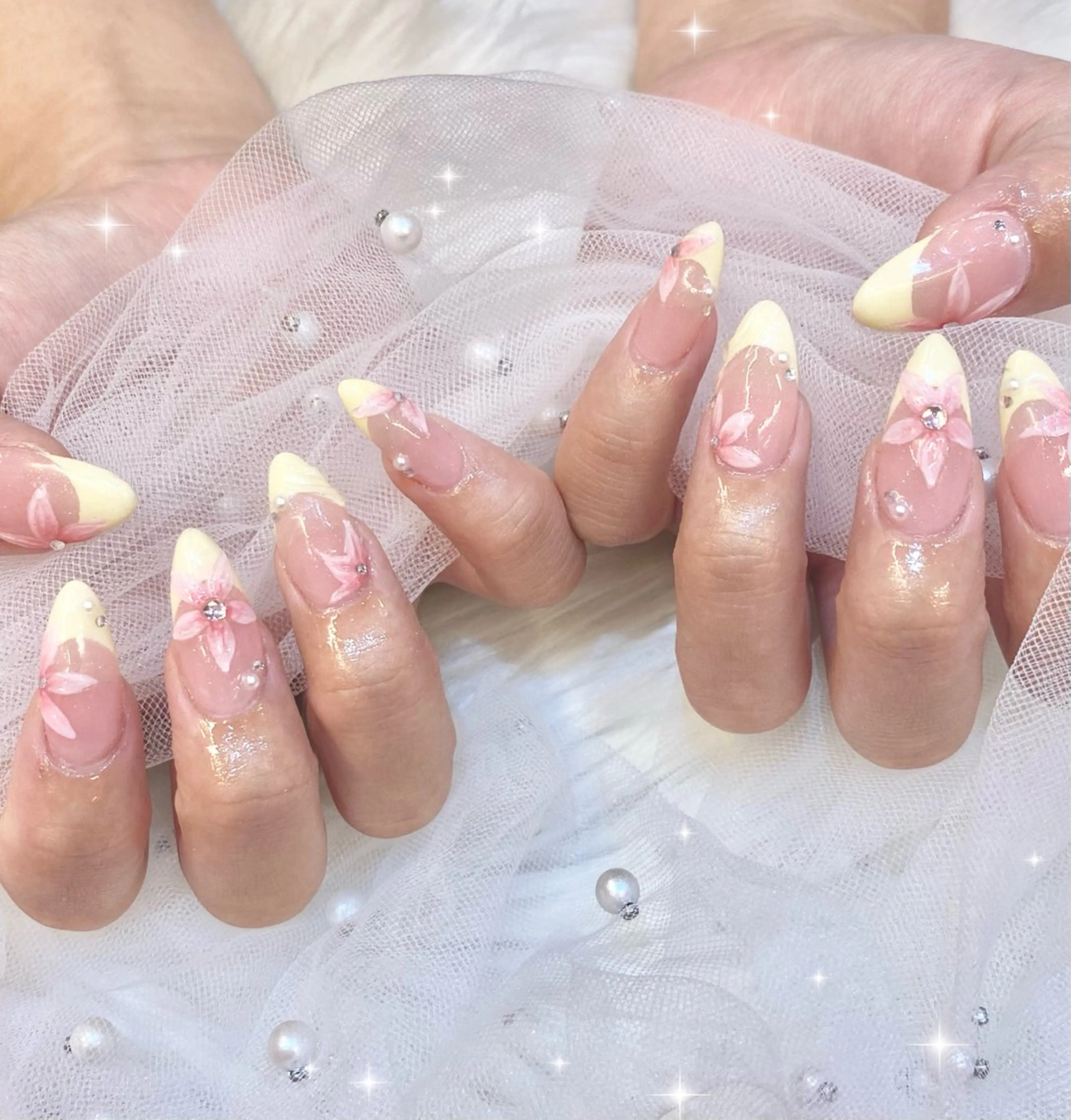 ネイル ハンドネイル KIREIE .Rのネイルデザイン