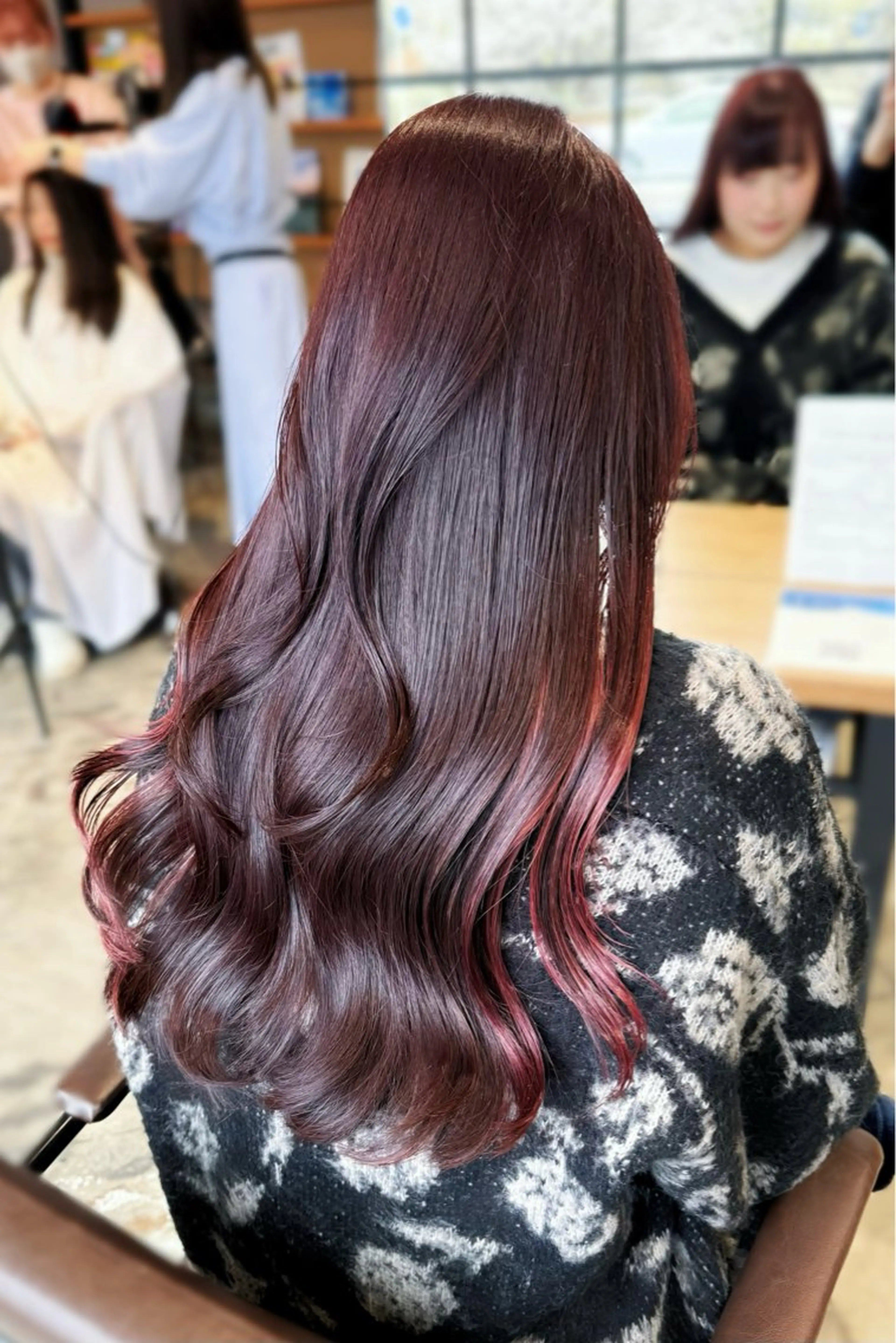 カラー 永田竜一/ 小顔くびれレイヤーのヘアスタイル