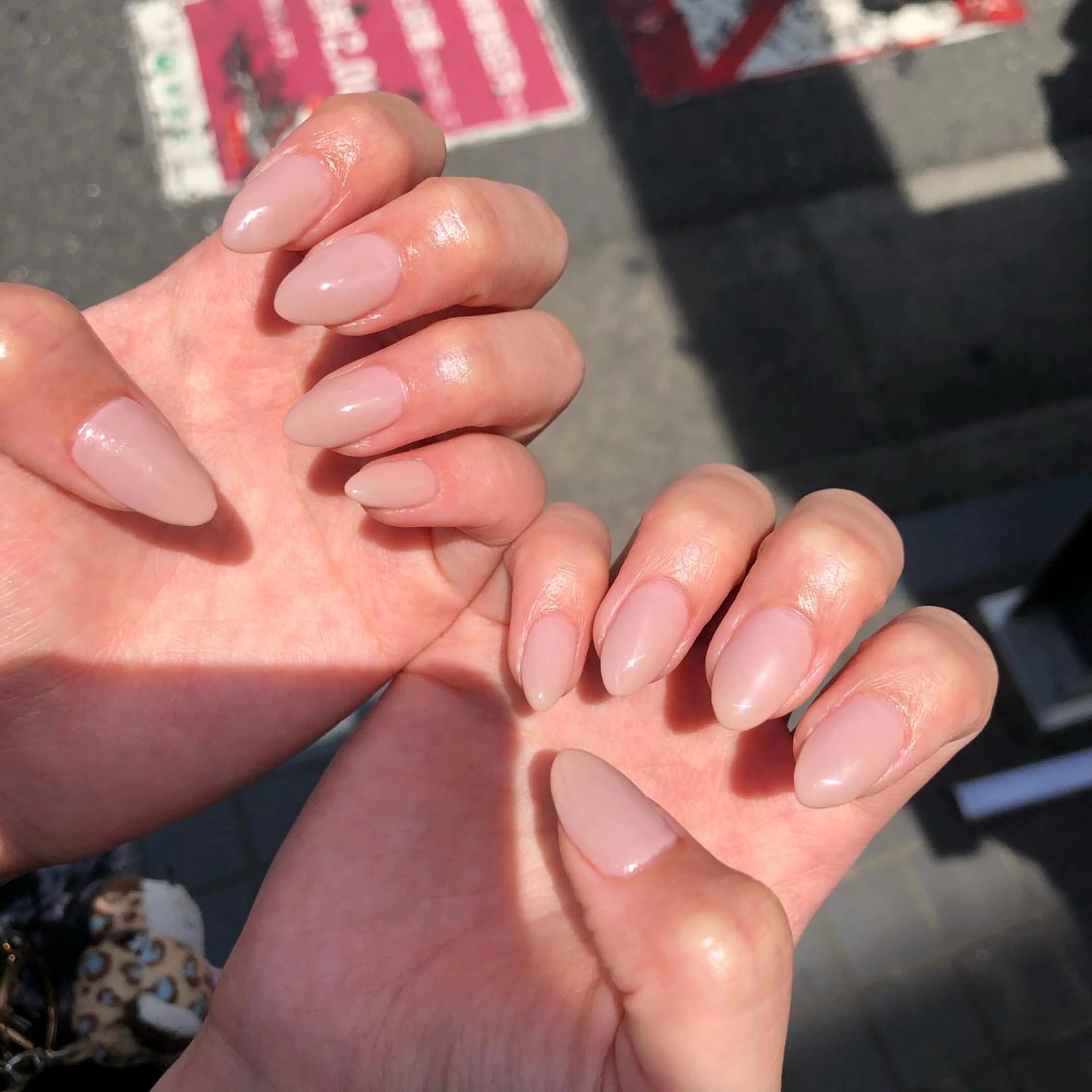 ネイル ワンカラーネイル ハンドネイル 河野 弥月のネイルデザイン