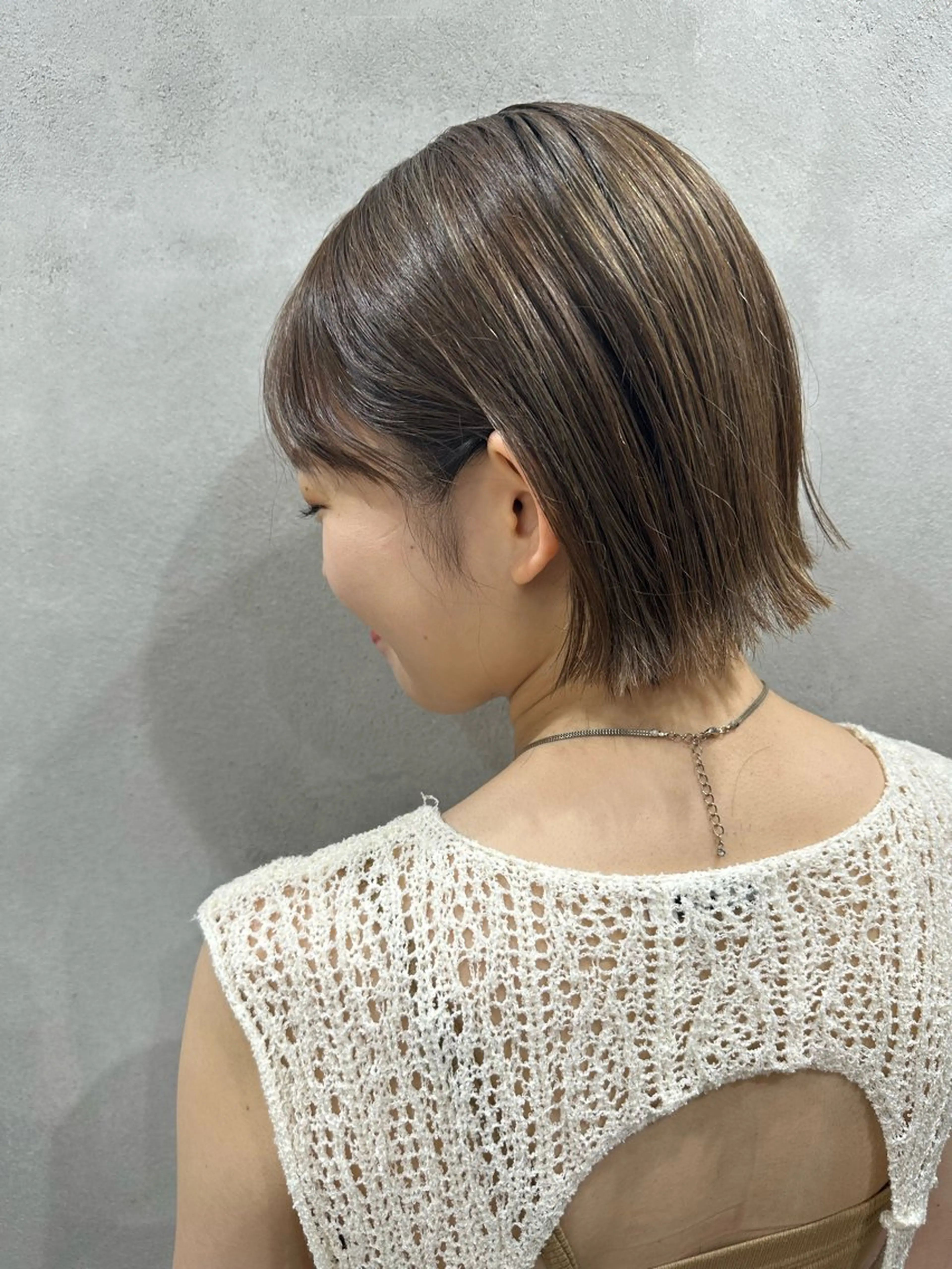 ショート カラー 切りっぱなしボブ ハイライトカラー ボブ ハイライト 巻けるケア縮毛矯正✨ ケアカラー✨山下のヘアスタイル