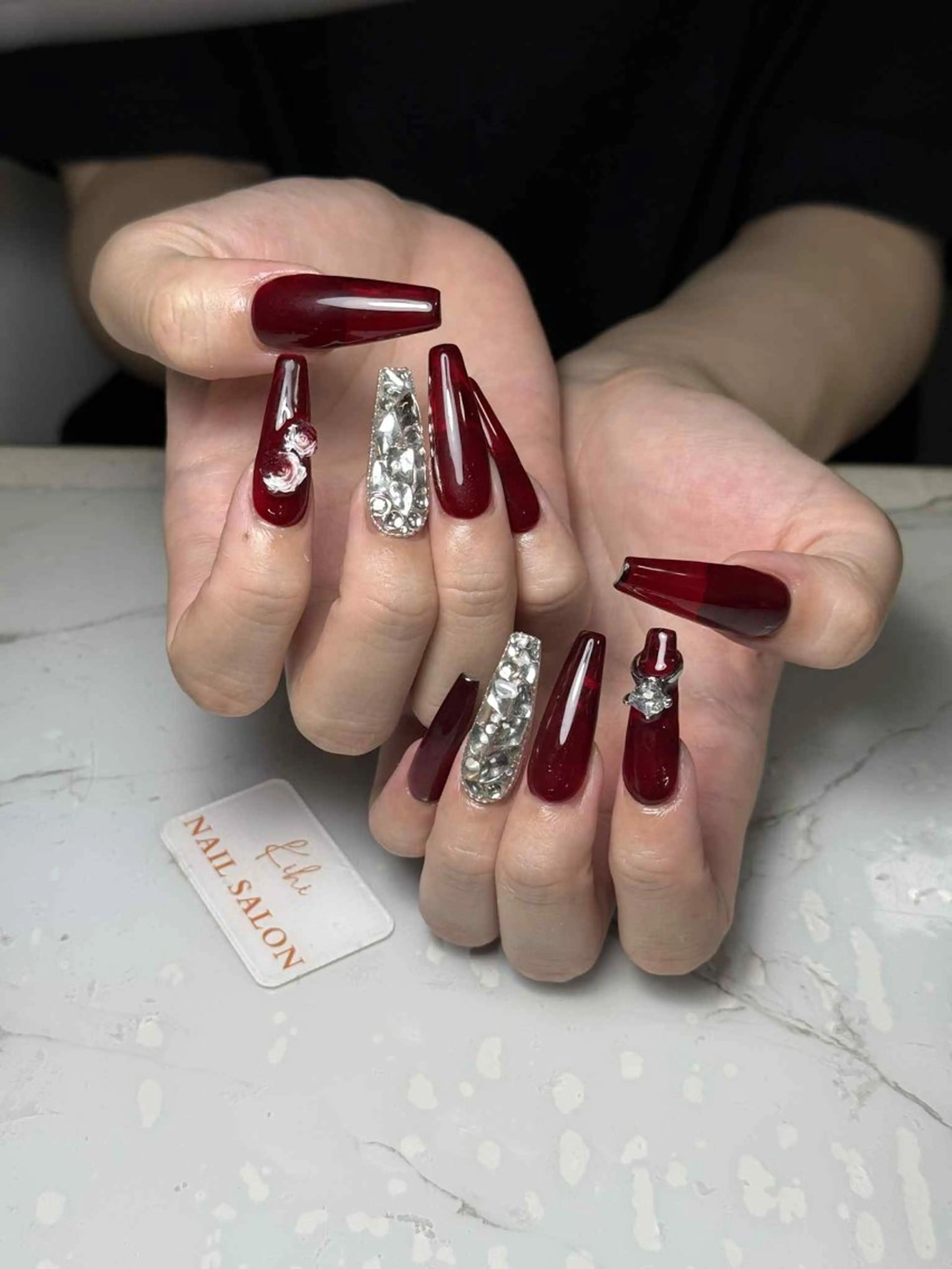 ネイル アートネイル フレンチネイル ジェルネイル グラデーション 韓国ネイル ハンドネイル ハンドケア さくら💮💮 【オフ無料】のネイルデザイン