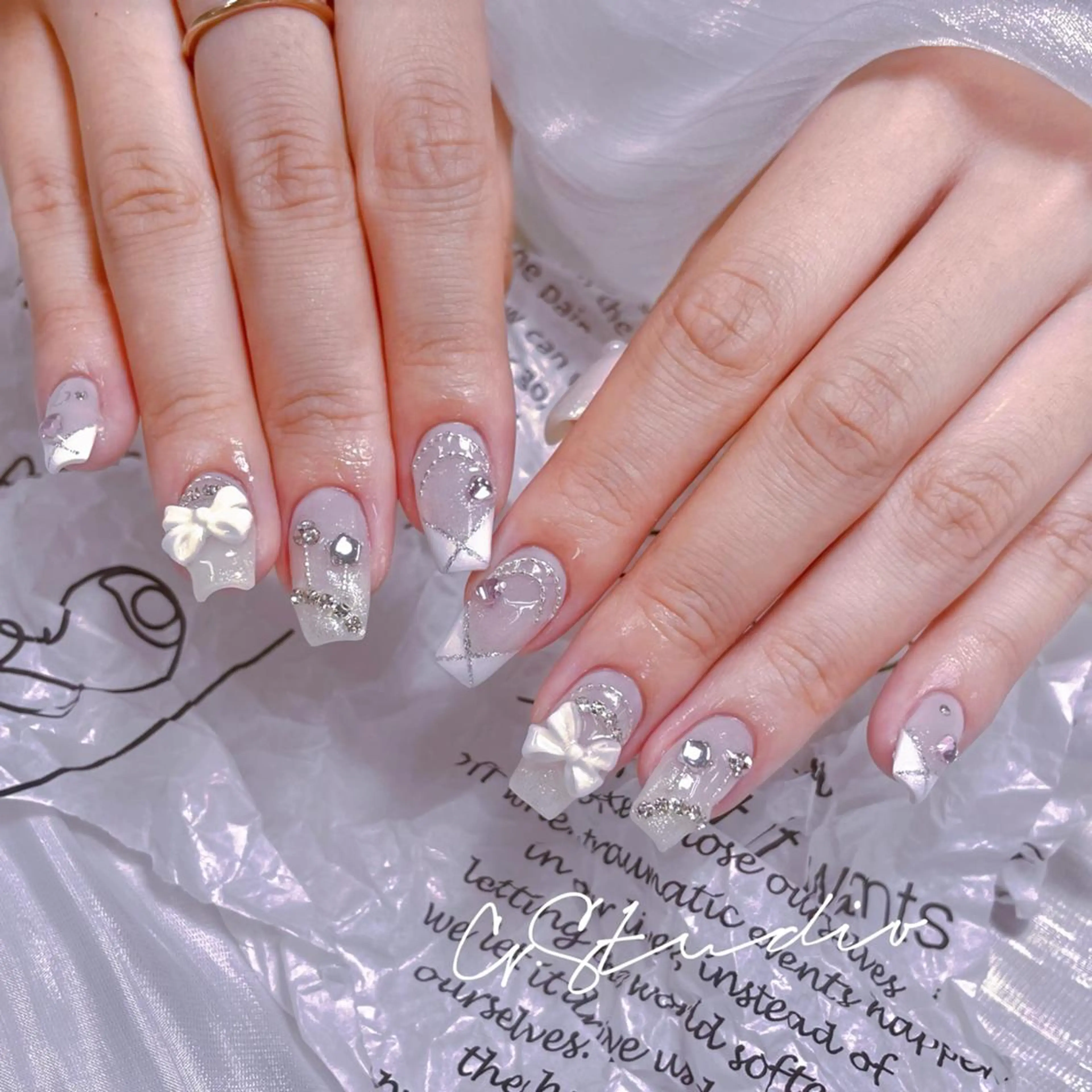 ネイル ハンドネイル ハンドケア レ イのネイルデザイン