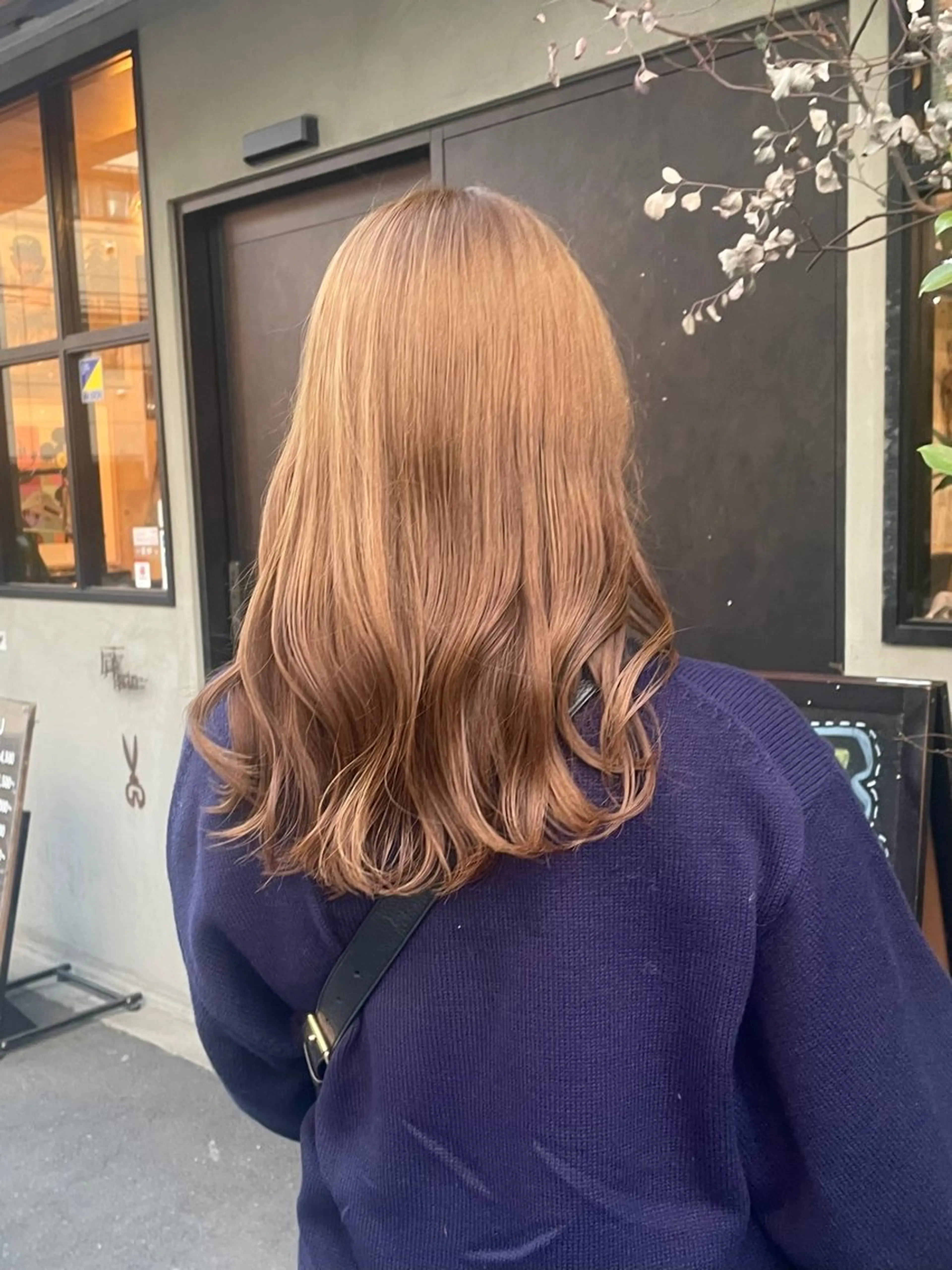 ミディアム カラー ベージュカラー ブリーチ ブリーチなしカラー ヘアカラー トリートメント 竹内 春奈のヘアスタイル