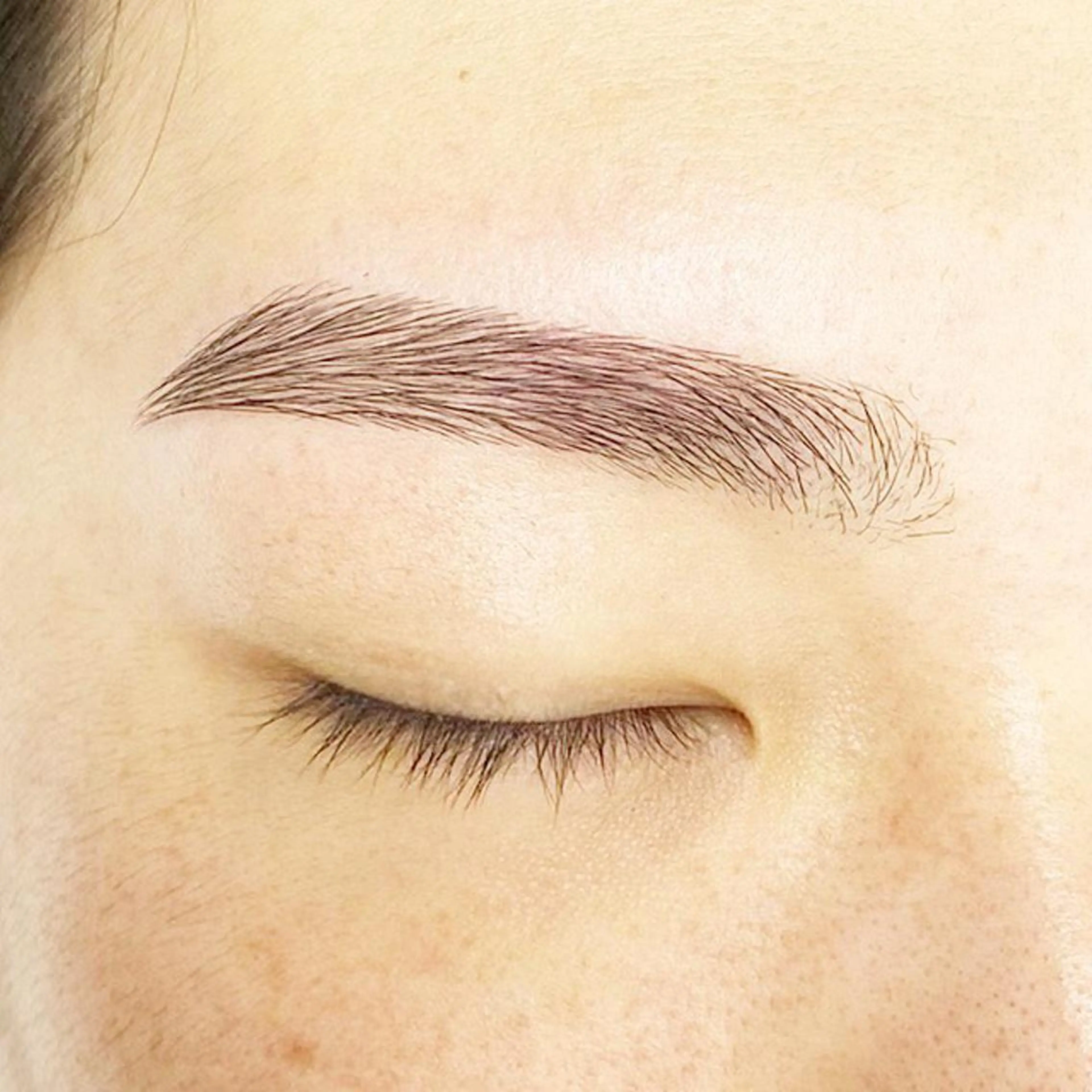 メンズ elblink manaのマツエク・マツパデザイン