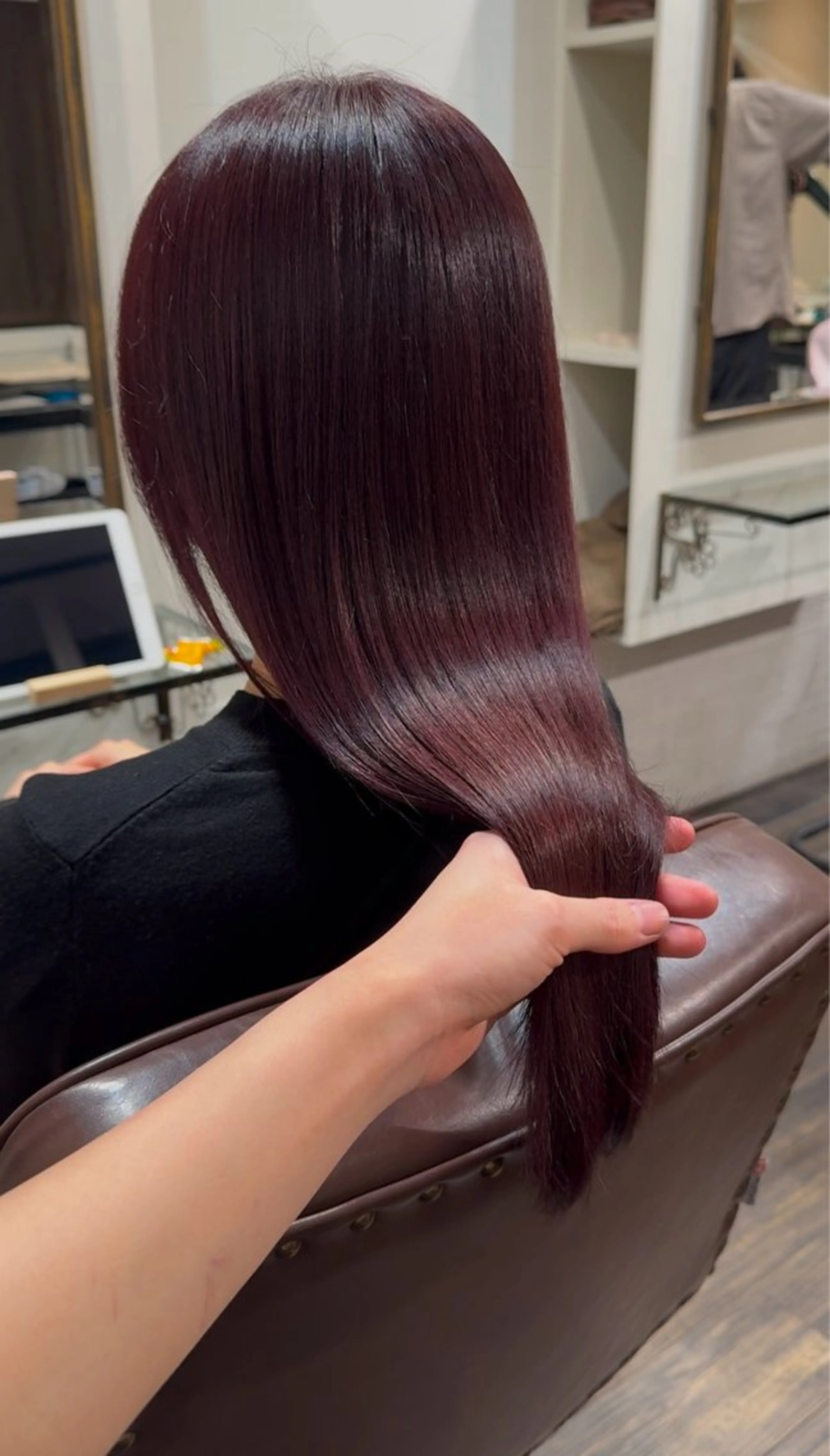 カラー ボルドーカラー ラベンダーカラー cache cache 表参道所属・田中 結菜のヘアスタイル