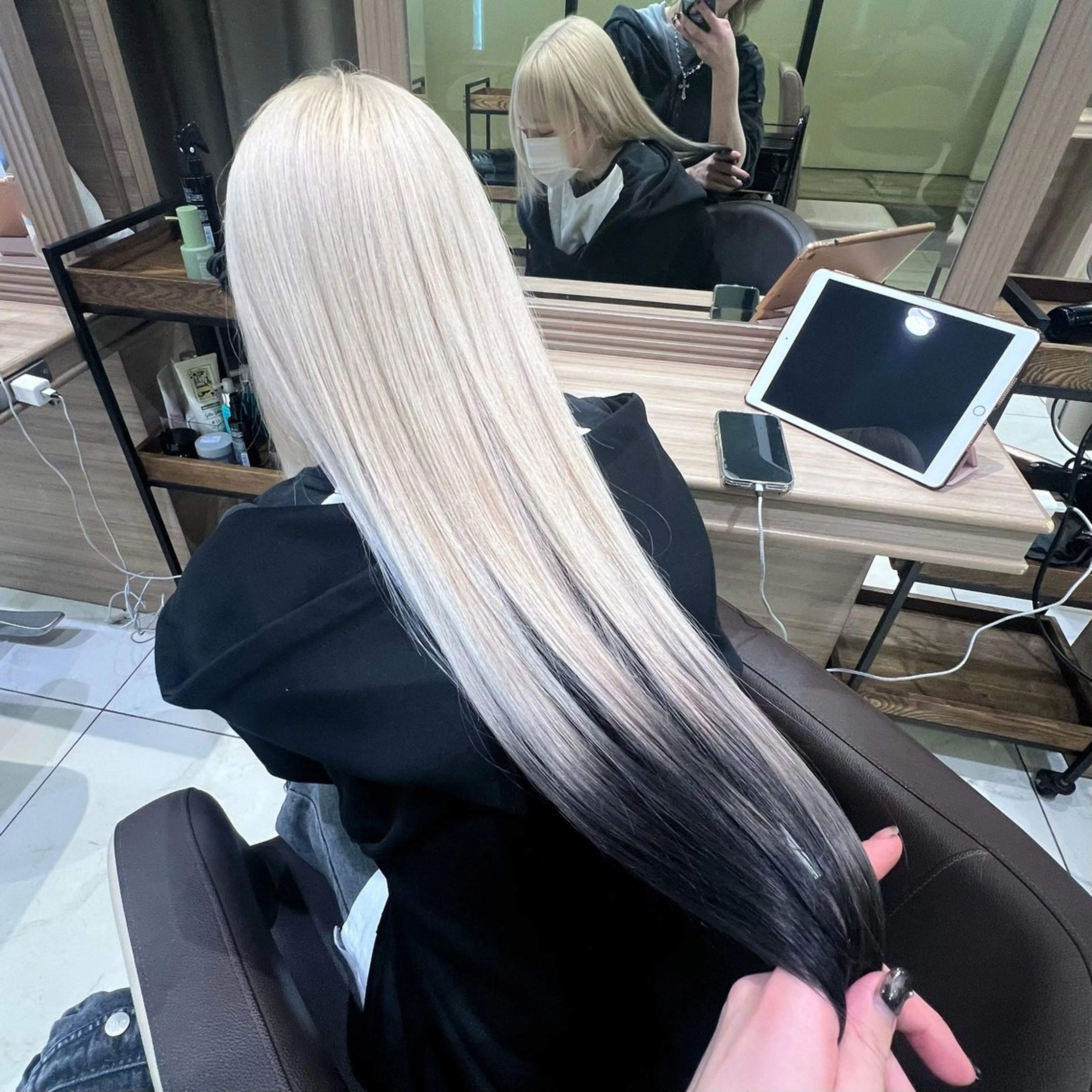 ロング カラー ヘアカラー トリートメント ハイトーン/デザイン 💎ryuyaのヘアスタイル