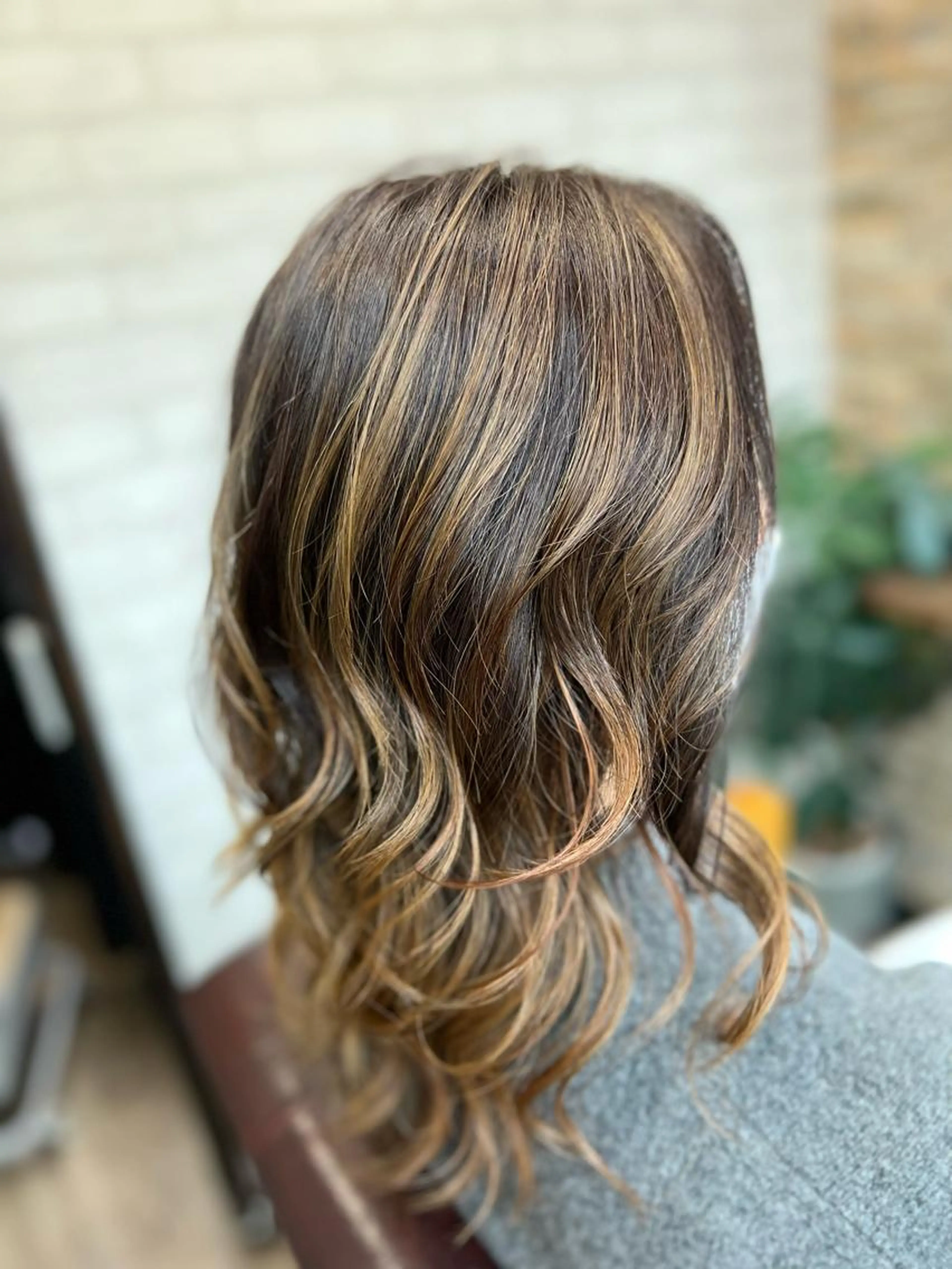 [平日限定]デザインカラー+トリートメント(バレイヤージュ•ハイライト•グラデーション•インナー)ブリーチ1回までの写真