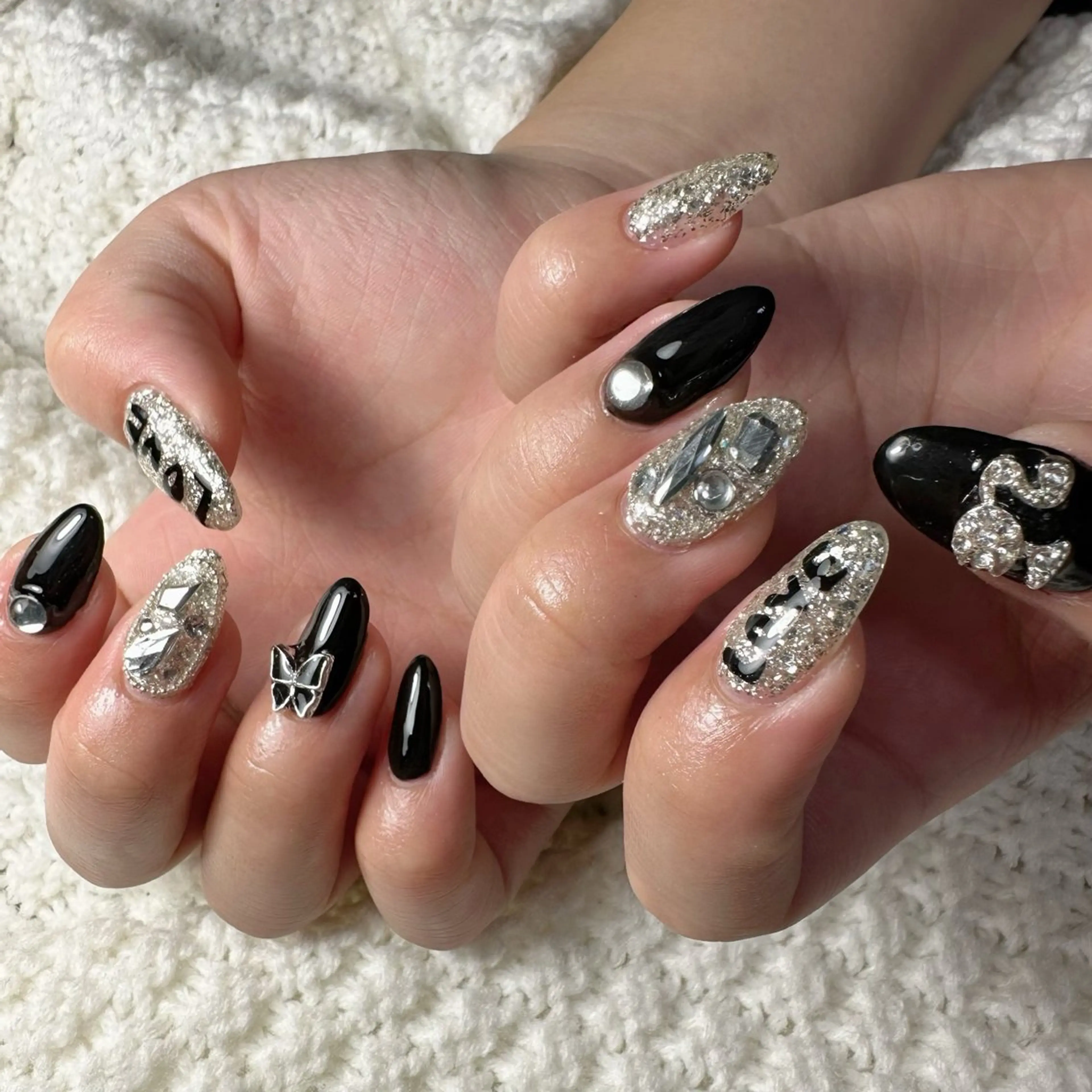 ネイル 新山 聖のネイルデザイン