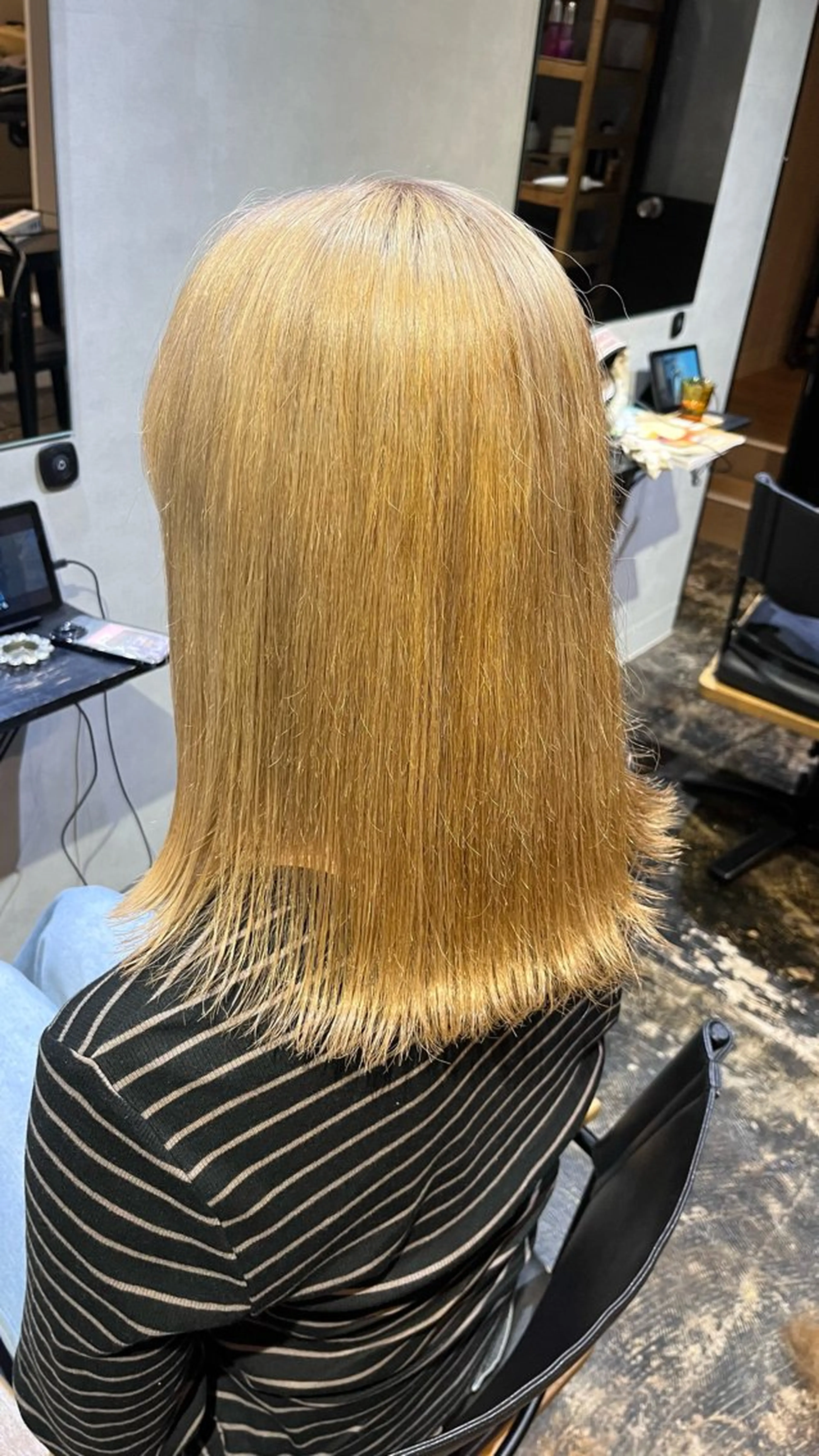 カラー ベージュカラー ヘアカラー トリートメント 透明感カラー/パーマ 🌀アオノのヘアスタイル