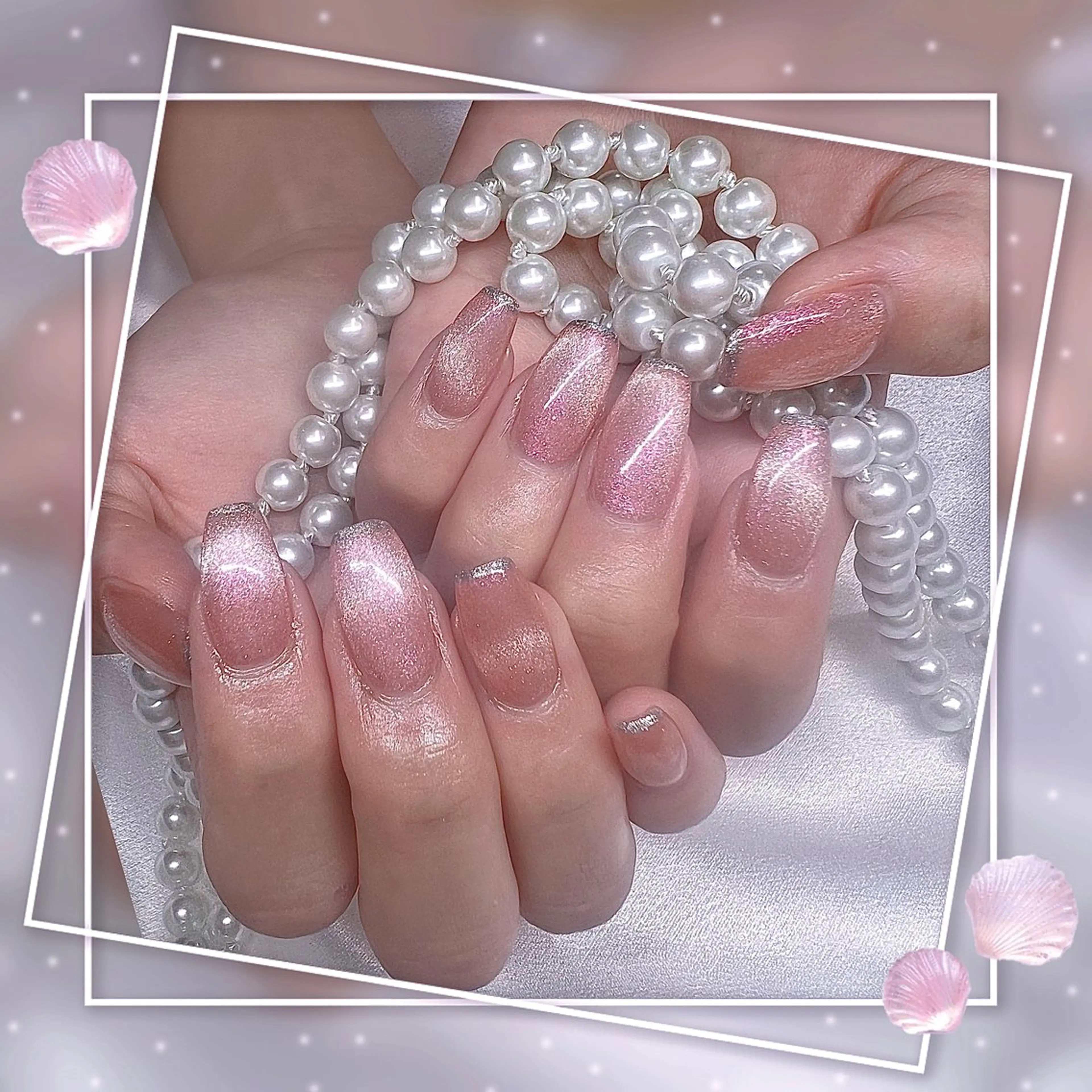 ネイル フレンチネイル グラデーション キラキラネイル 韓国ネイル マグネットネイル Chill Nailsalonのネイルデザイン