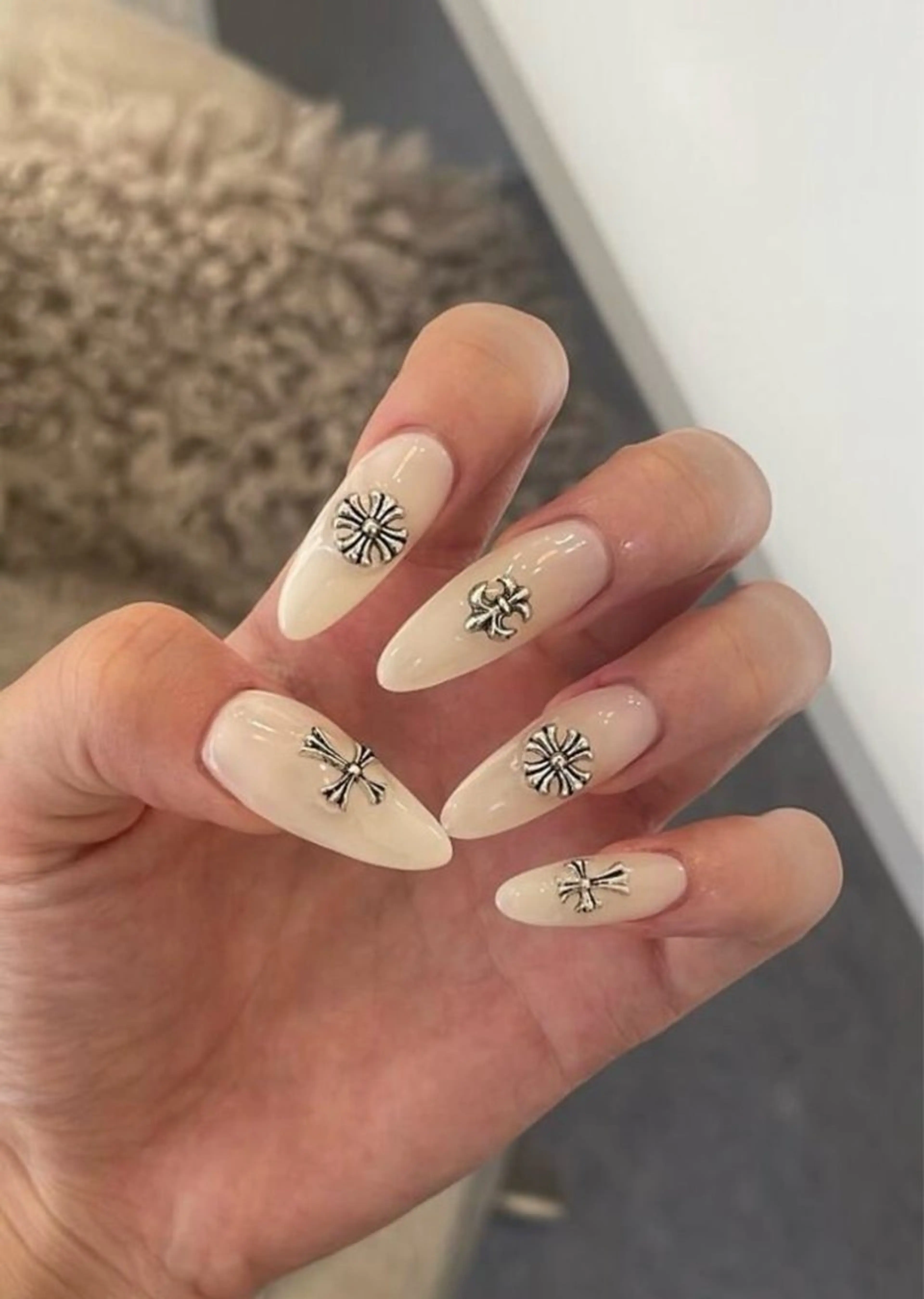 ネイル EE.Nail所属・FuFu.Nail 2️⃣番のネイルデザイン