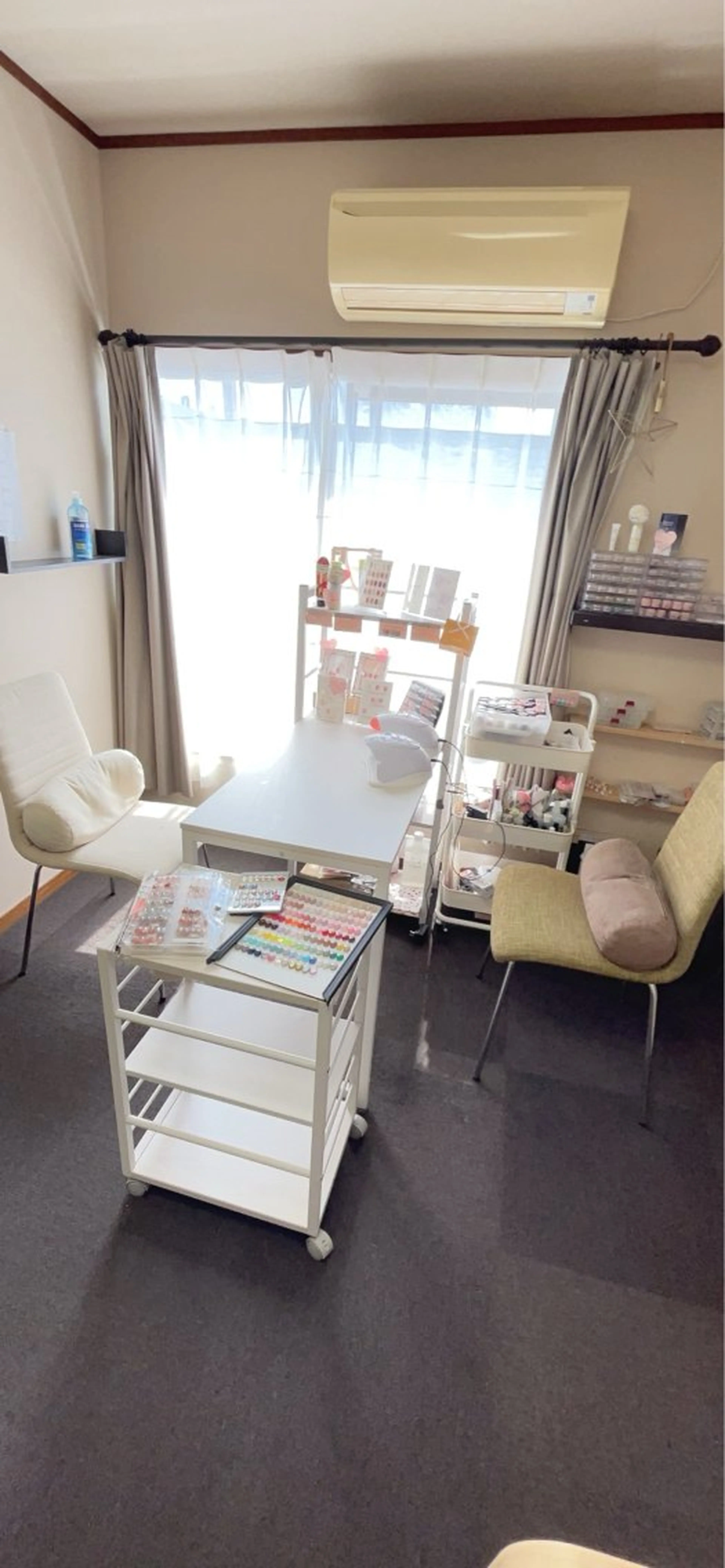 ネイル ジェルネイル グリーン ハンドネイル 36周年トータルビューティーサロンmyroom所属・42周年ビューティ myroomのエステ・リラクイメージ