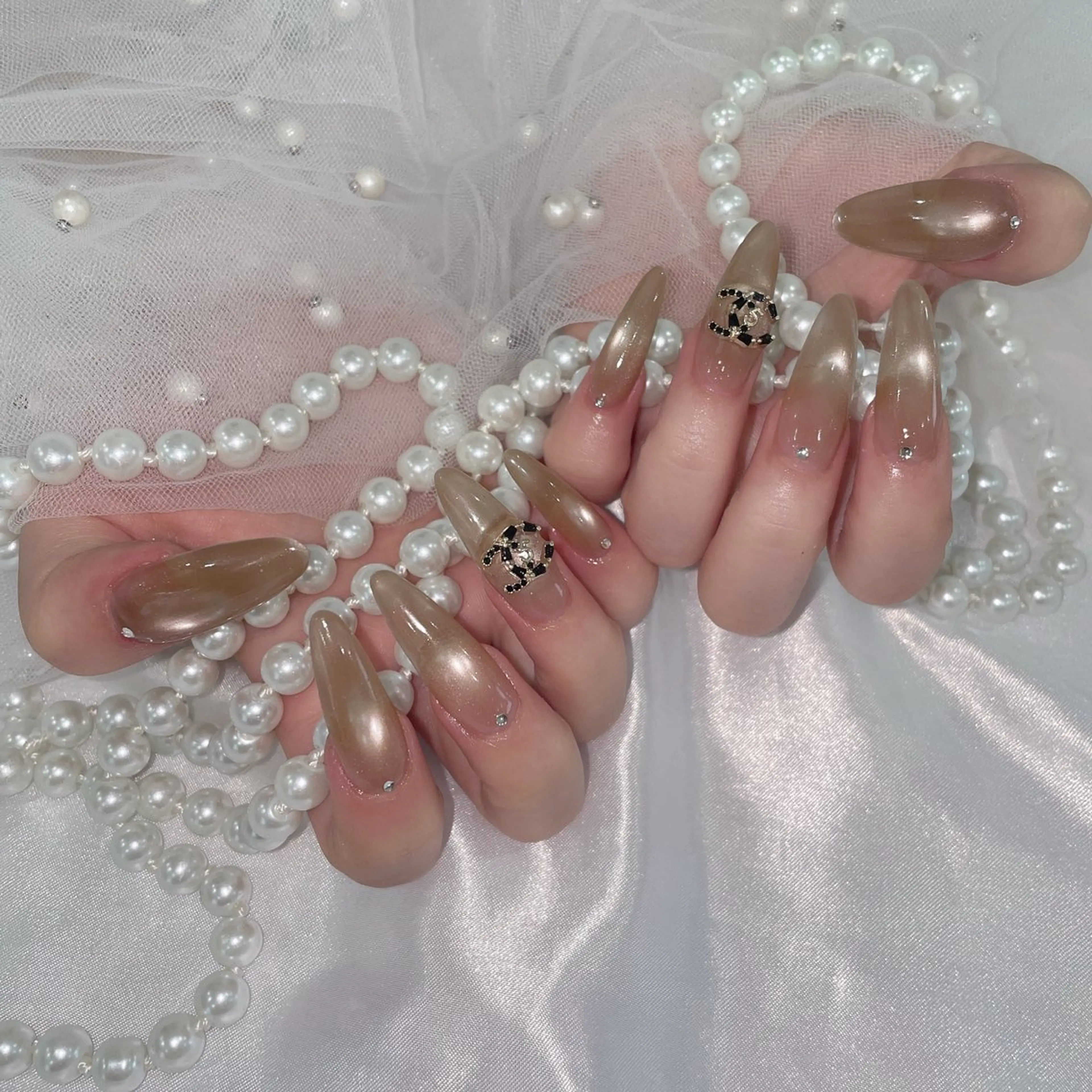 ネイル マグネットネイル マグネットワンカラー ワンカラーネイル ネイルチップ ハンドネイル M2 beauty Hoshinaのネイルデザイン