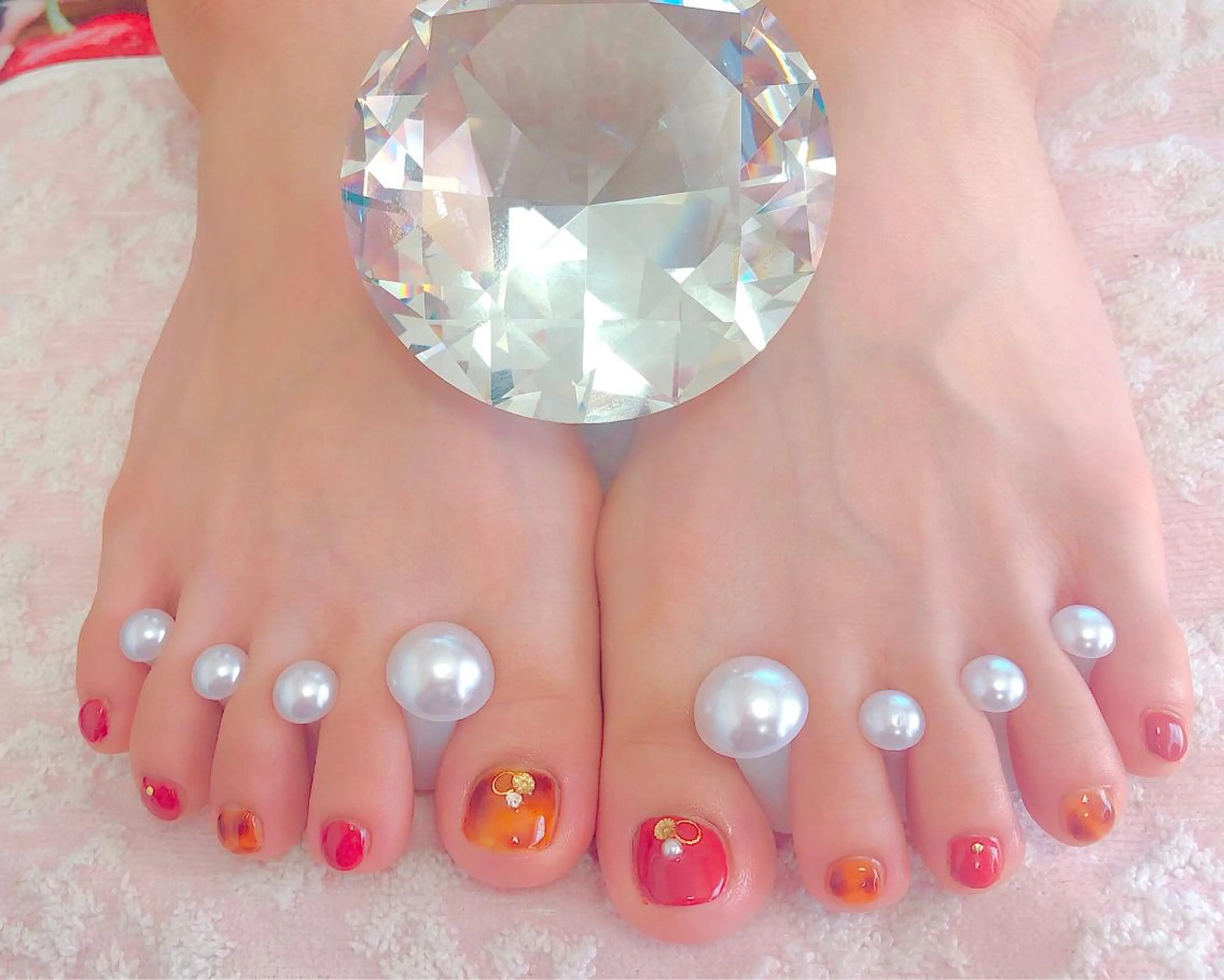 ネイル べっ甲ネイル フットネイル フットネイル CROWN プライベートサロンのネイルデザイン