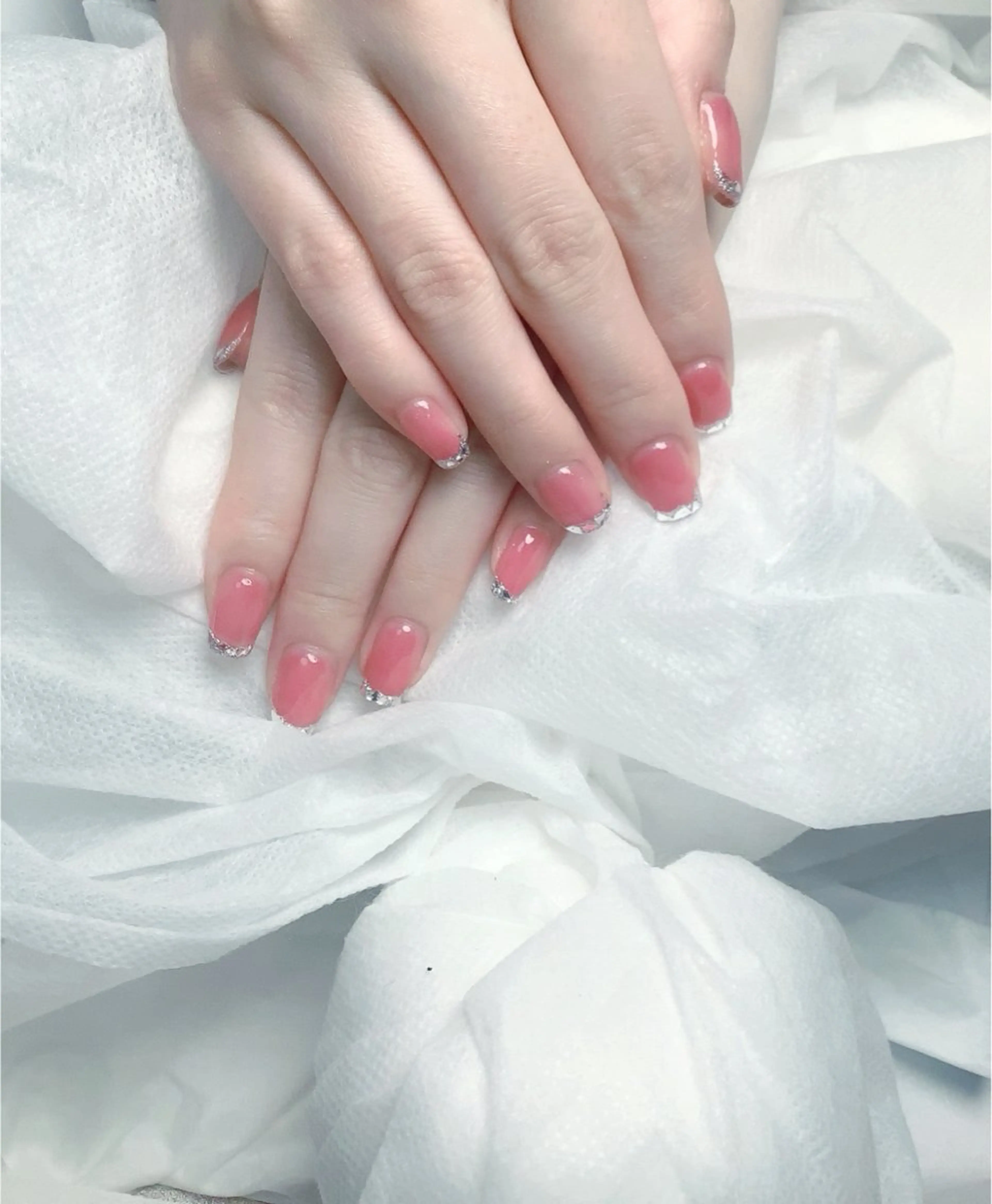 ネイル pink ladyサロン所属・べ にのネイルデザイン