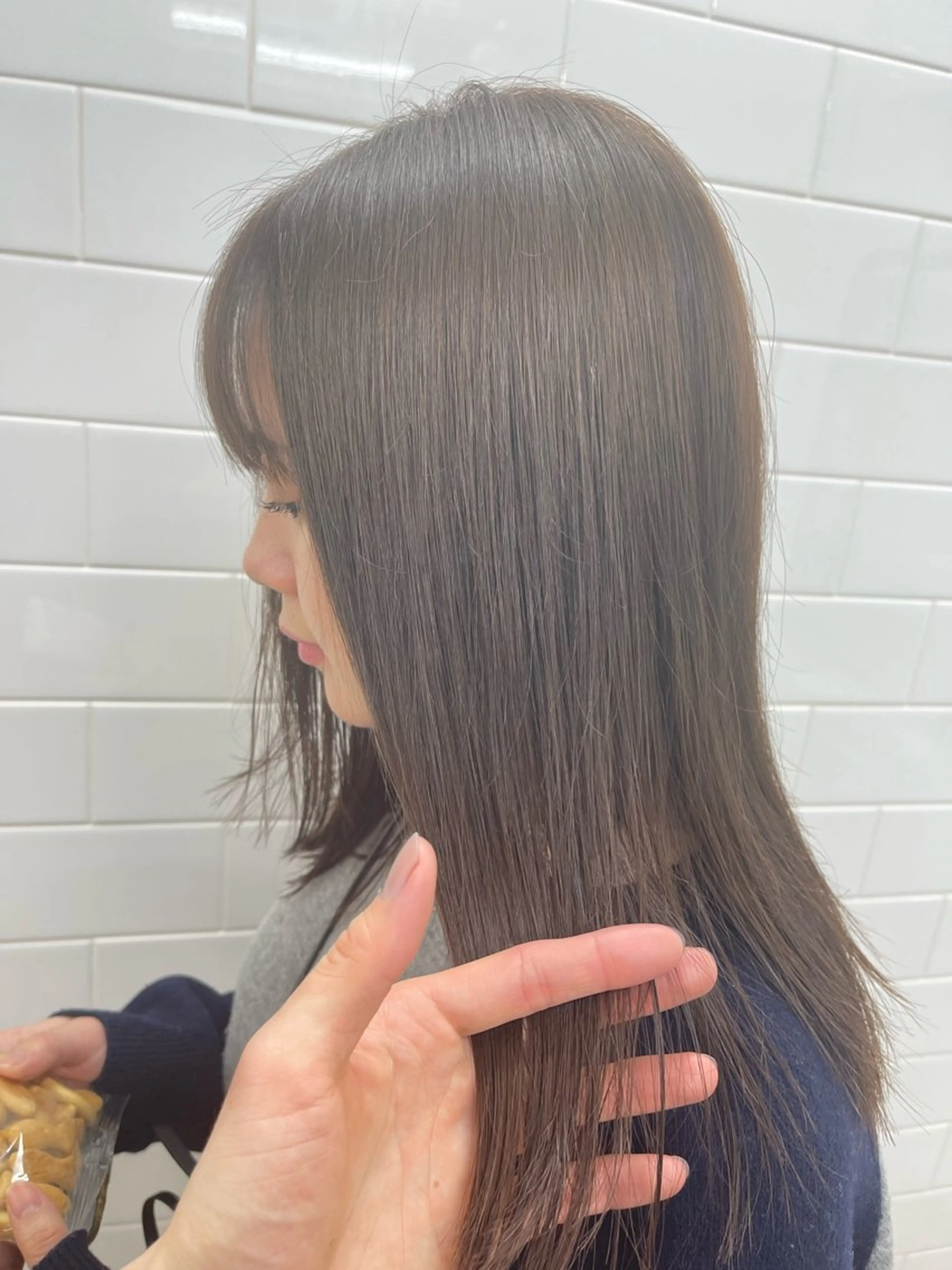 one color (＋トリートメント)   medium - longの写真