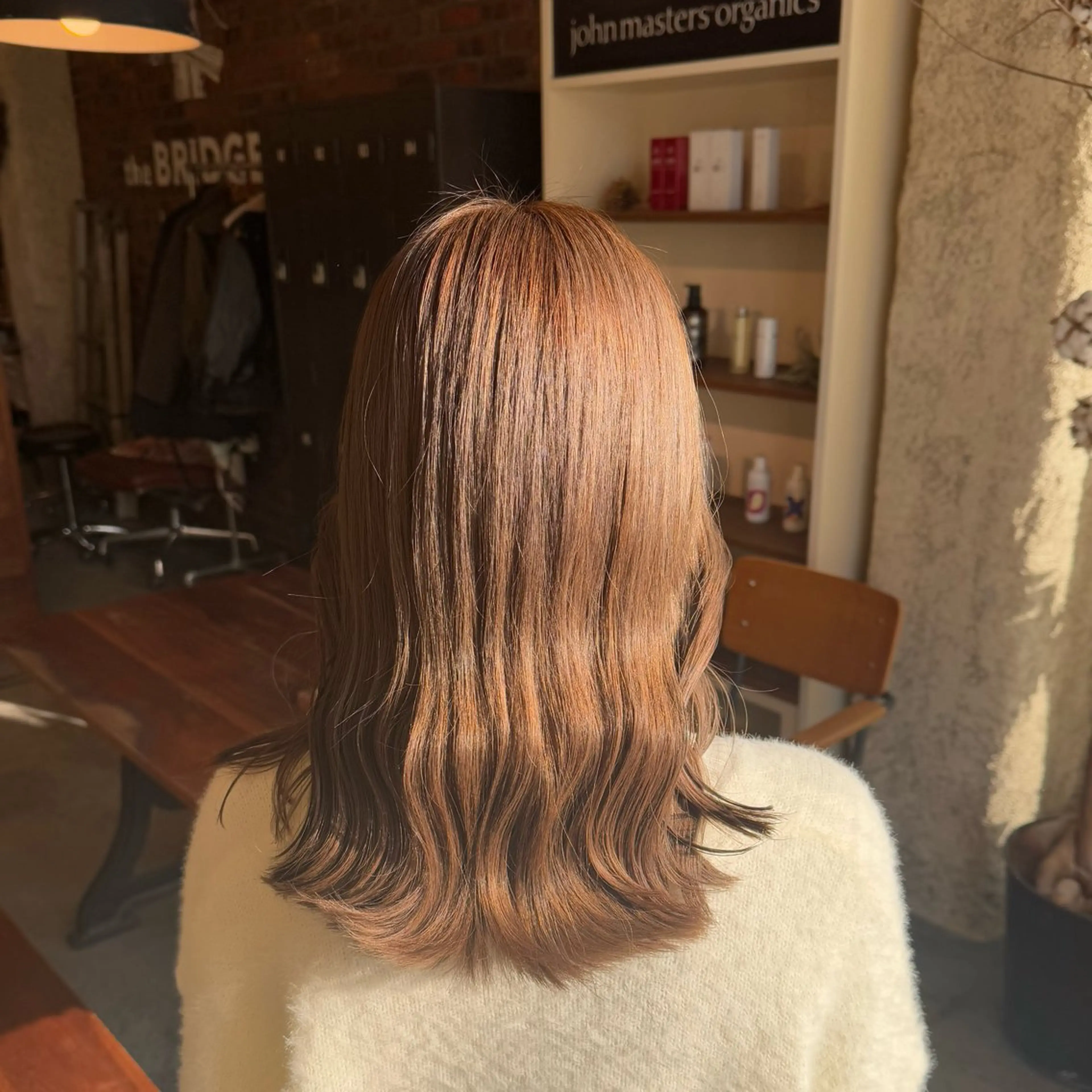 ミディアム カラー theBRIDGE/ 神谷ゆうなのヘアスタイル