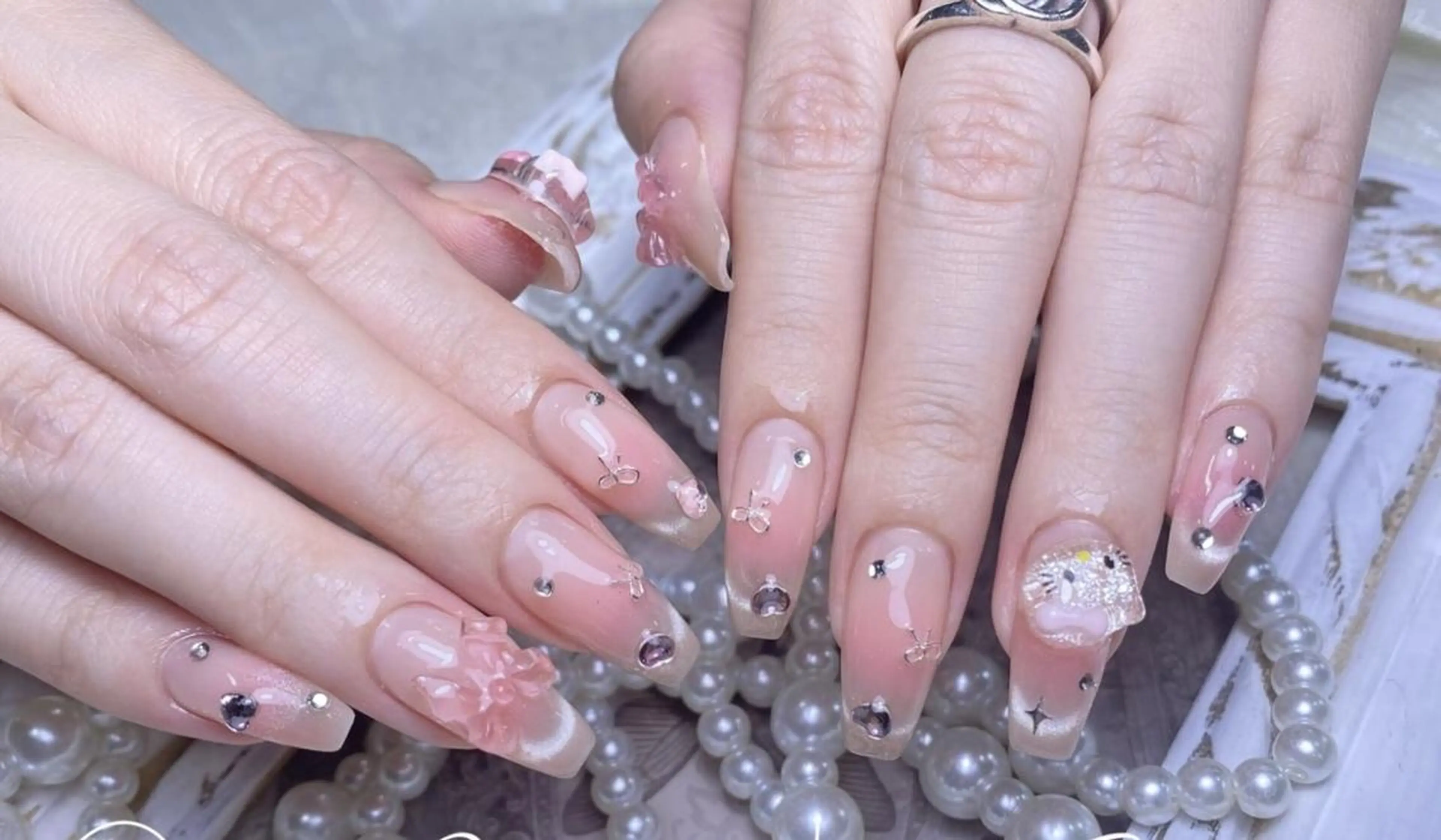 ネイル One plus StudioNailのネイルデザイン