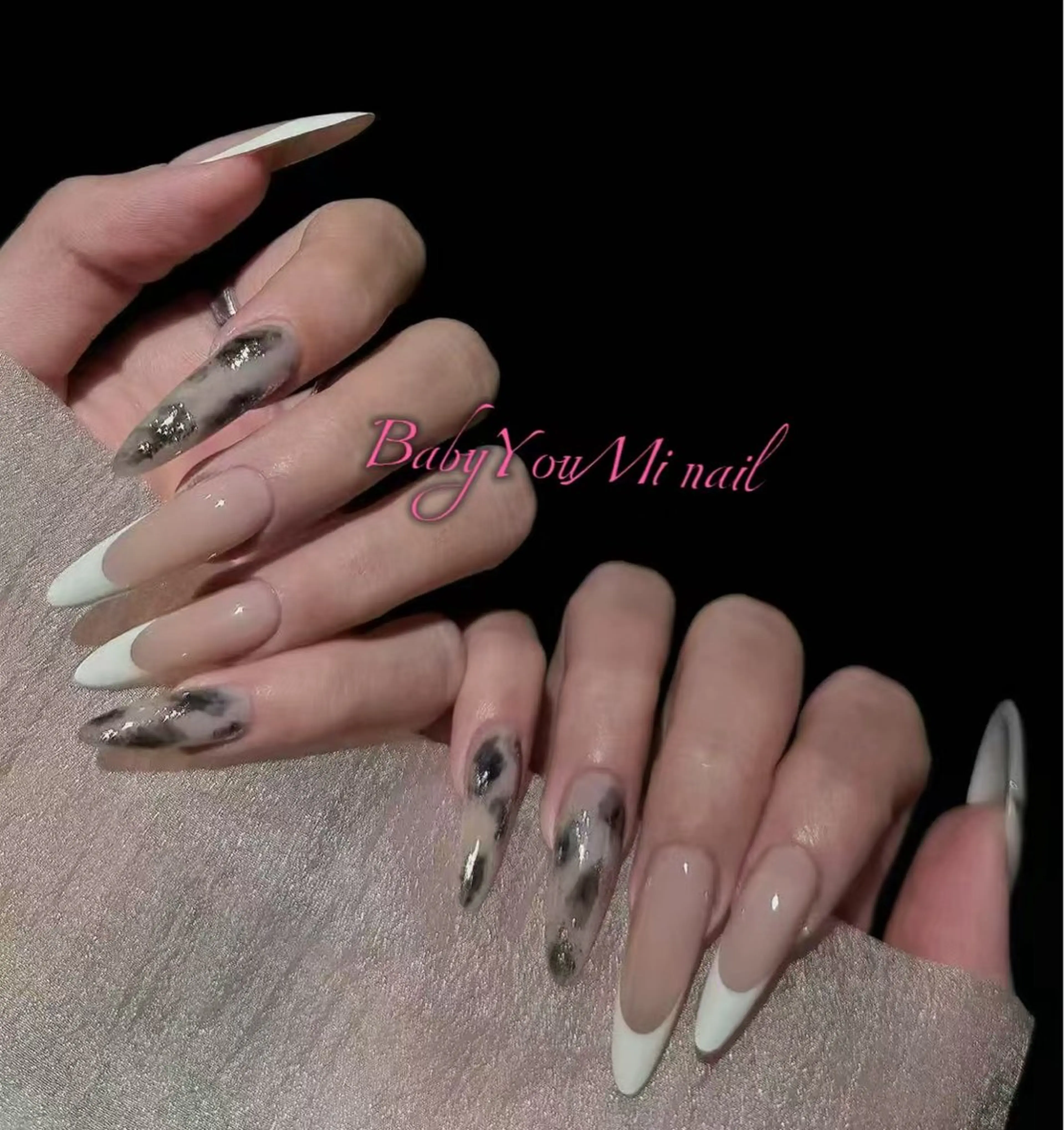 ネイル オーロラネイル フラワーネイル フットネイル フレンチネイル ジェルネイル ハンドネイル BabyYouMi nailのネイルデザイン